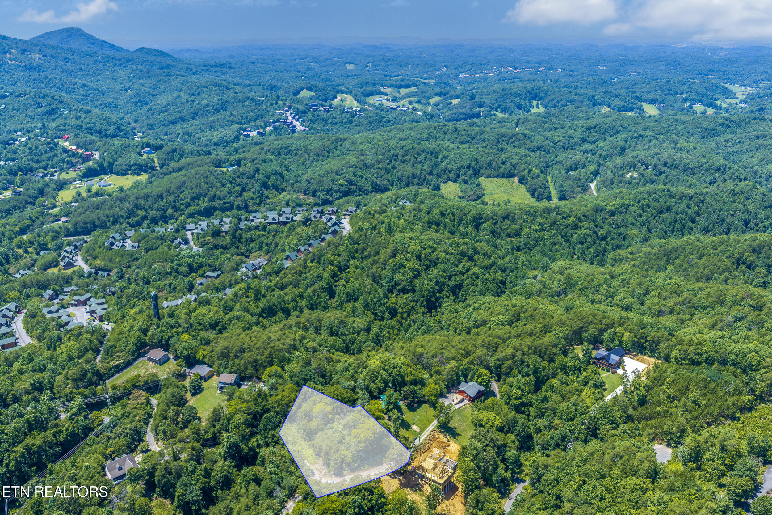 Raejon Way Sevierville TN 37862