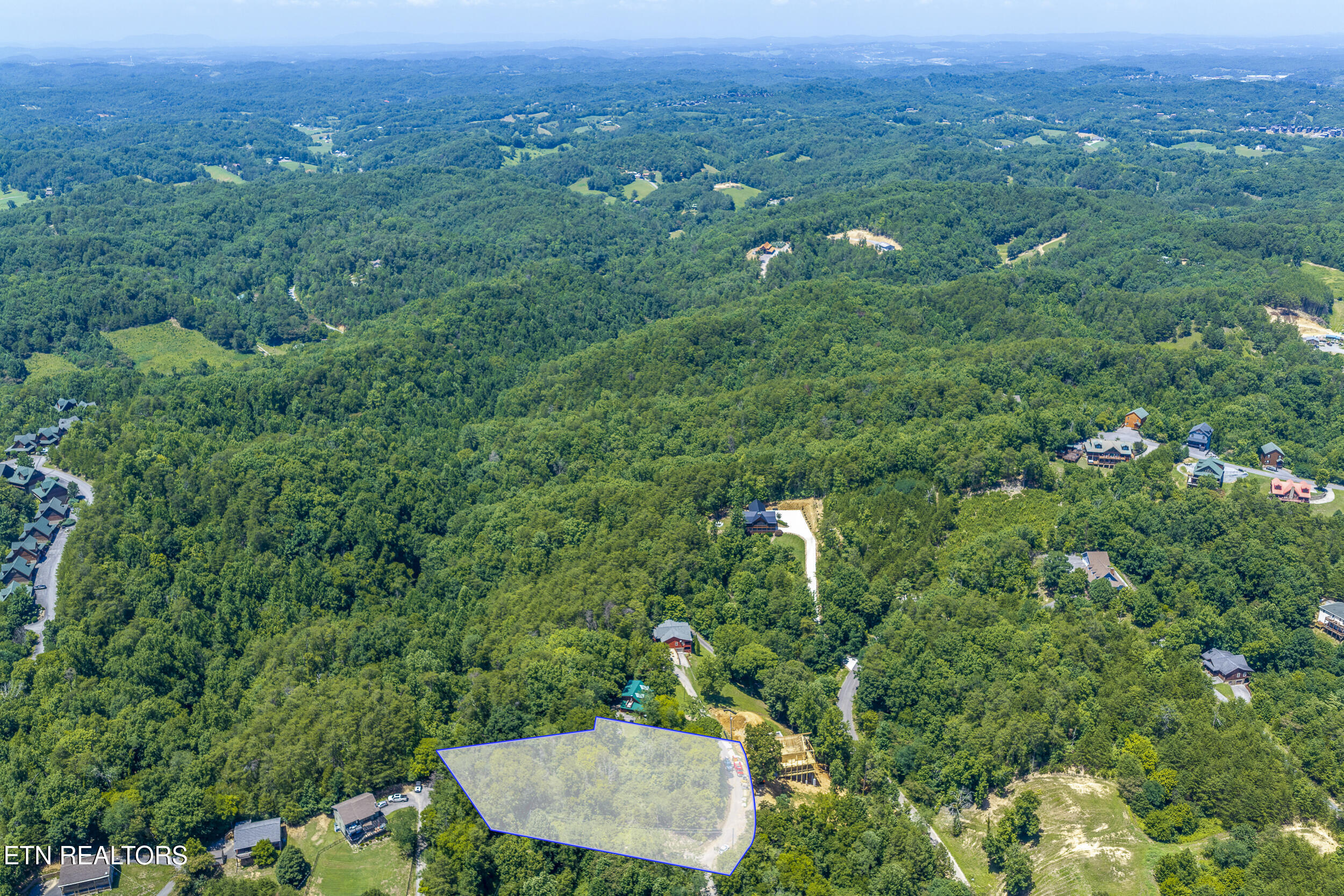 Raejon Way Sevierville TN 37862