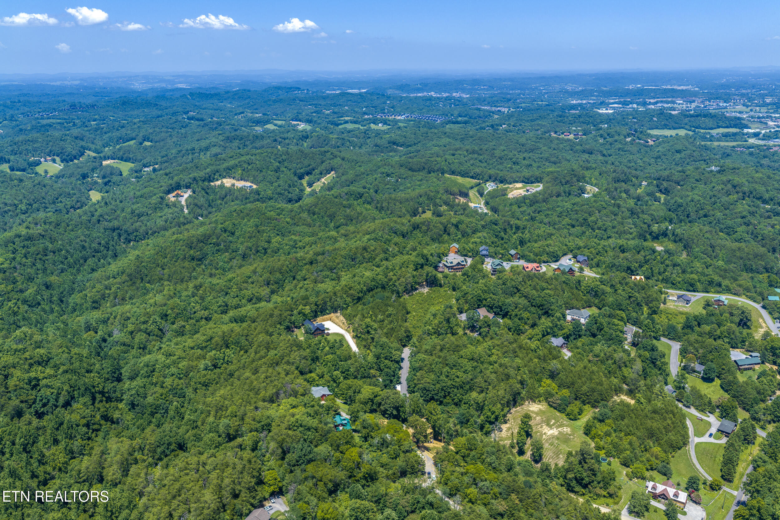 Raejon Way Sevierville TN 37862