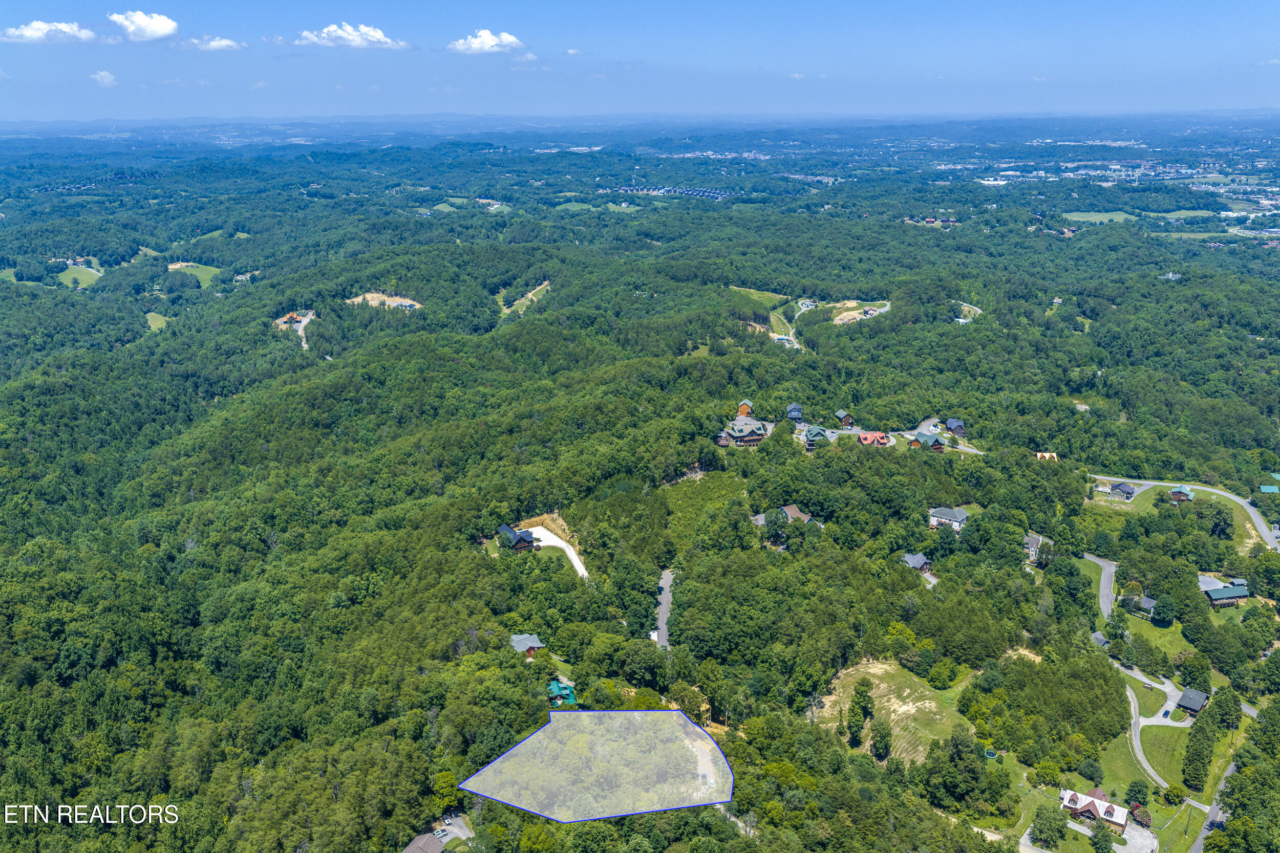 Raejon Way Sevierville TN 37862