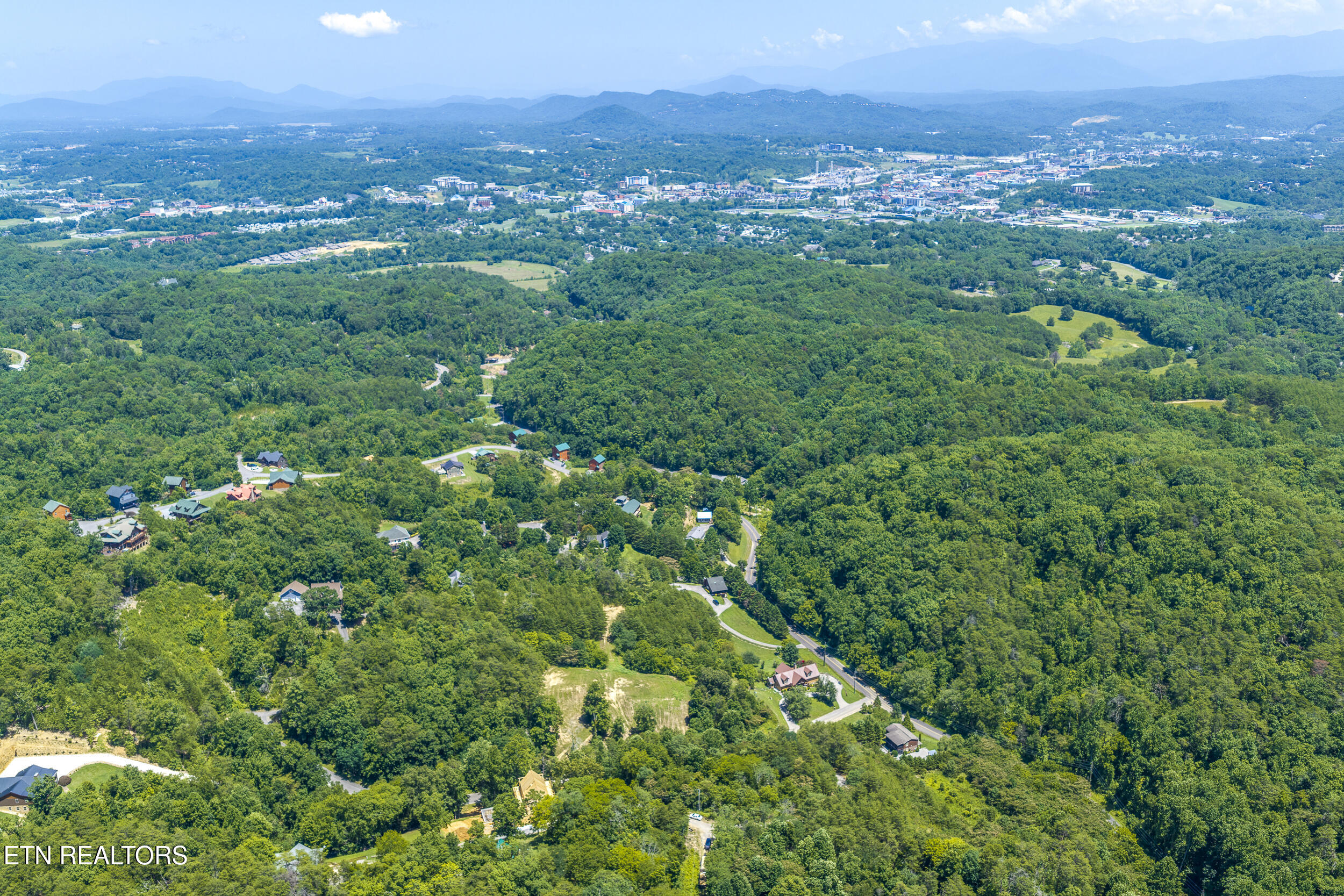 Raejon Way Sevierville TN 37862