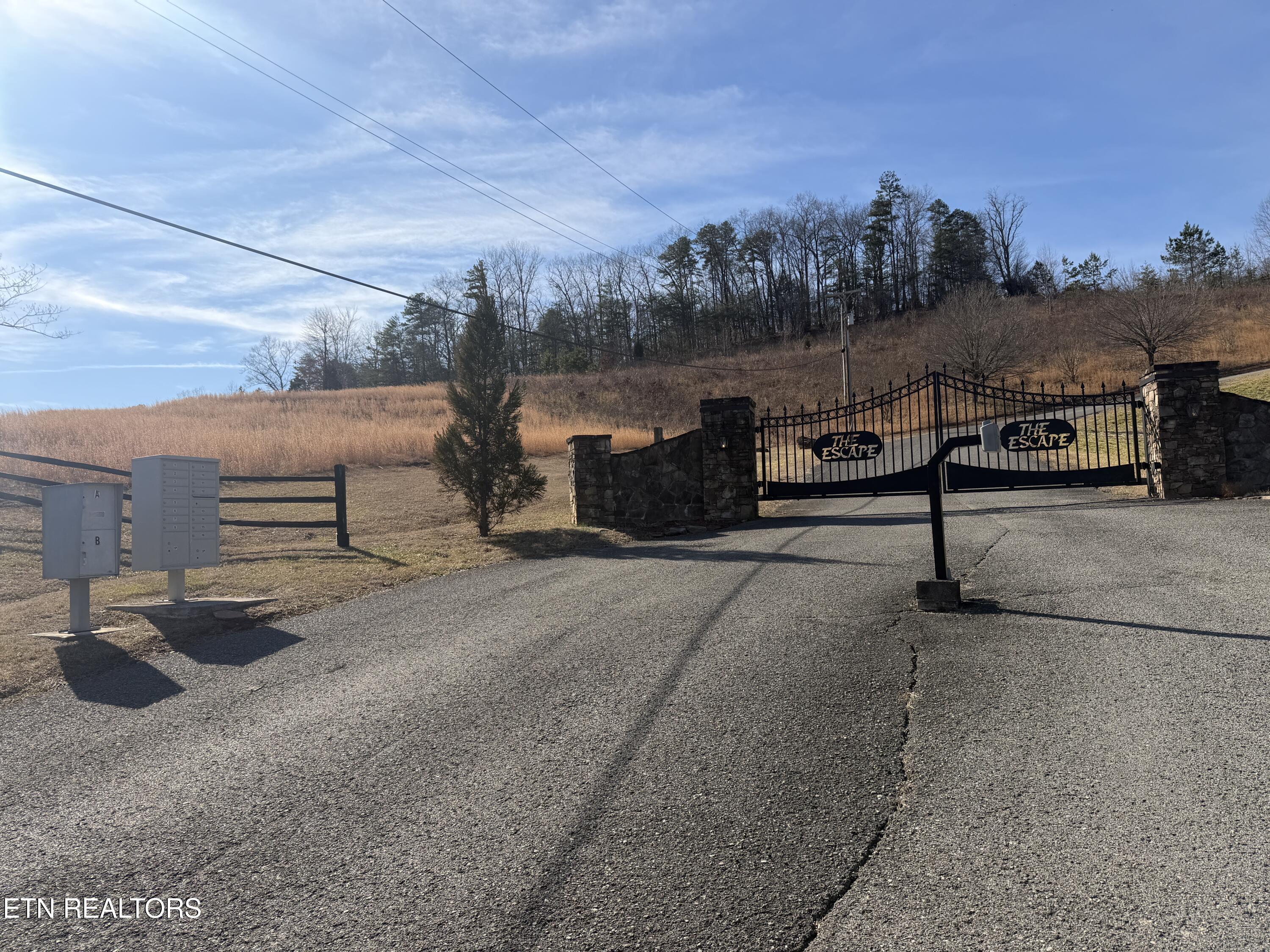 Escape Drive Evensville TN 37332