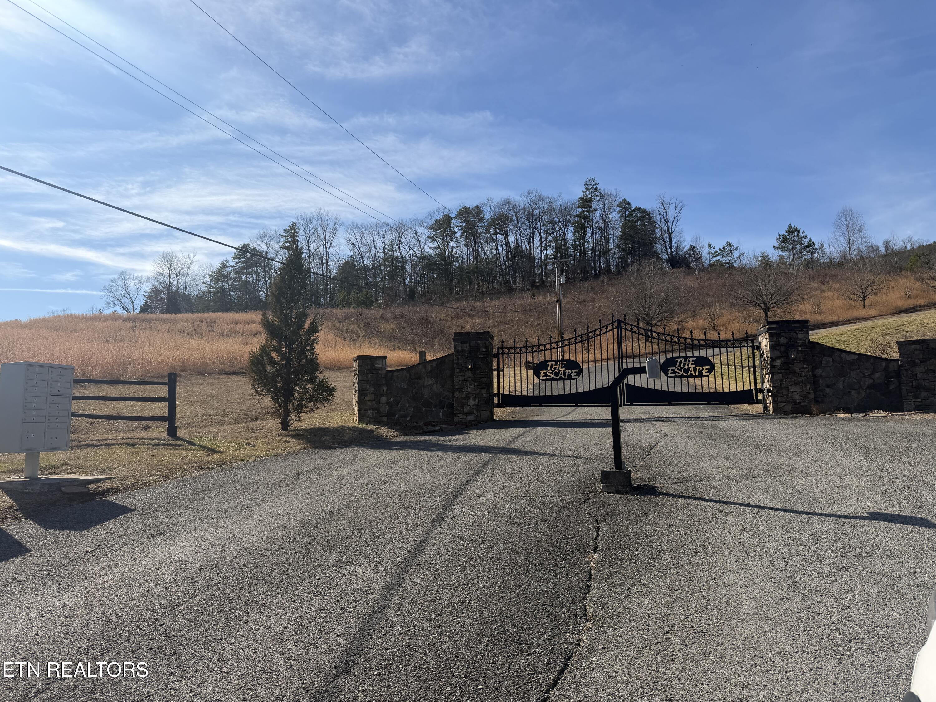Escape Drive Evensville TN 37332