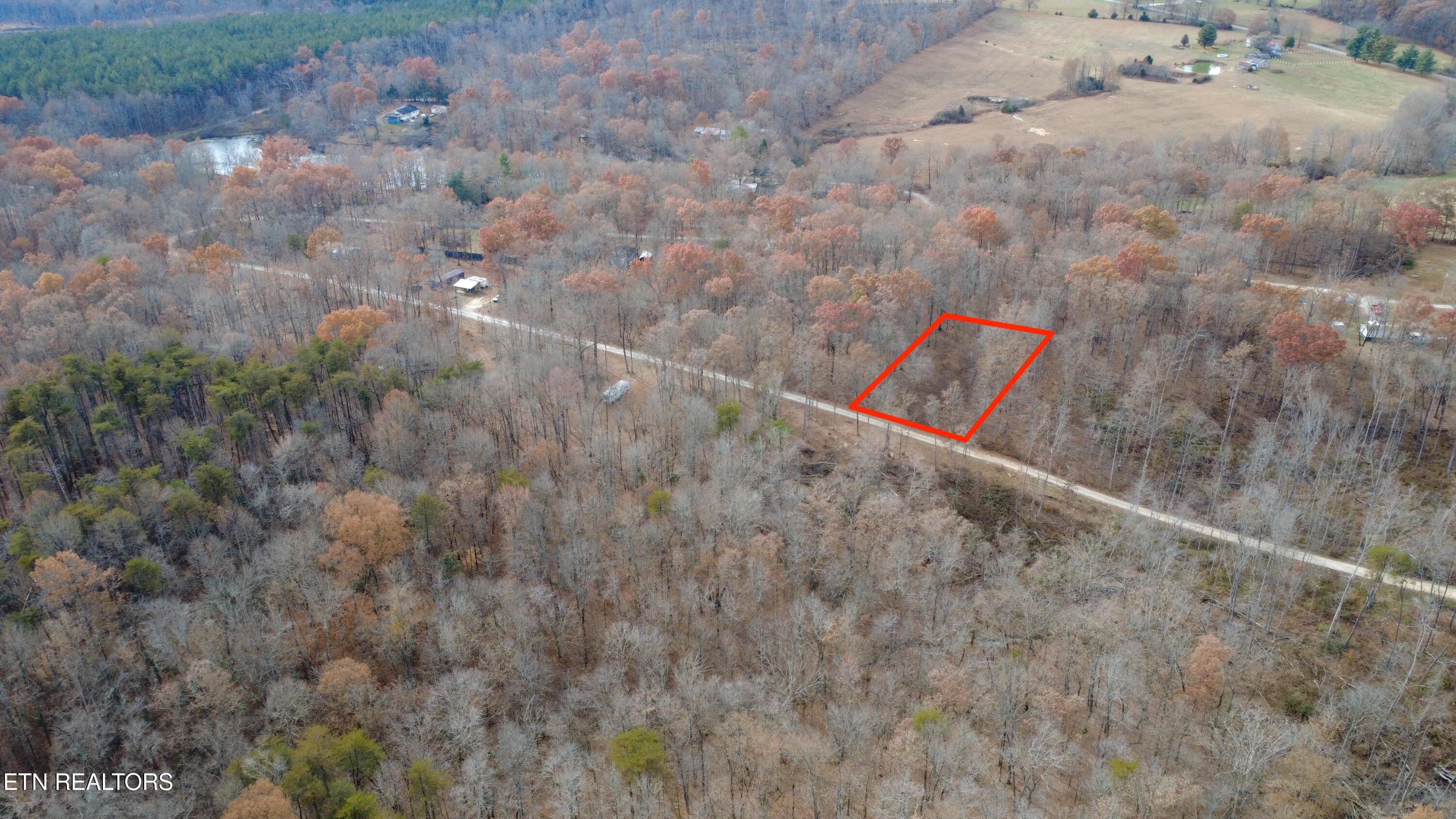 69 Diane Circle Crossville TN 38572