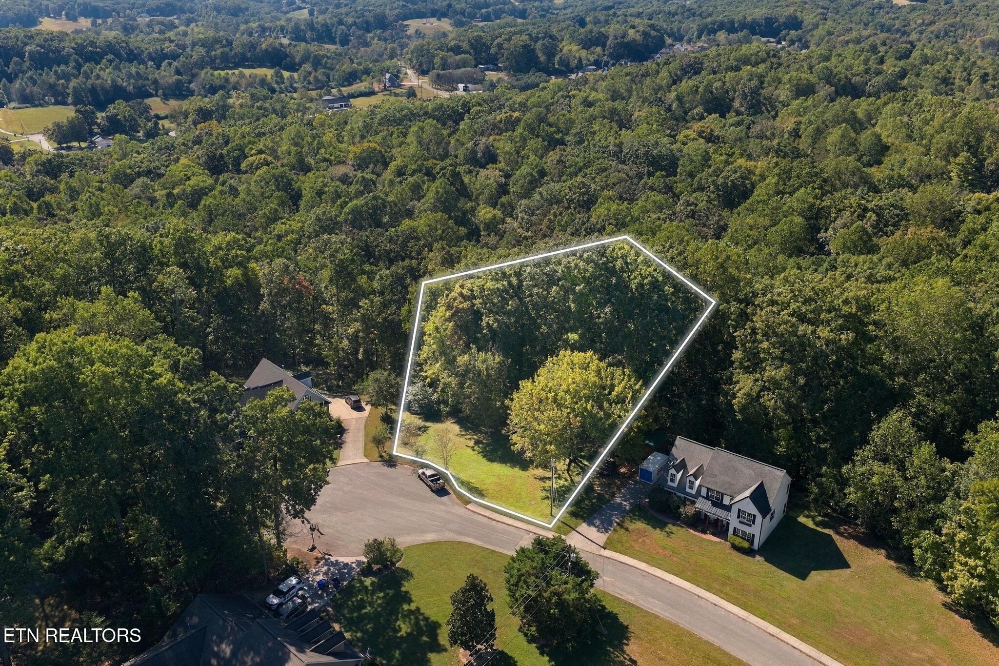 Ridgeway Court Norris TN 37828