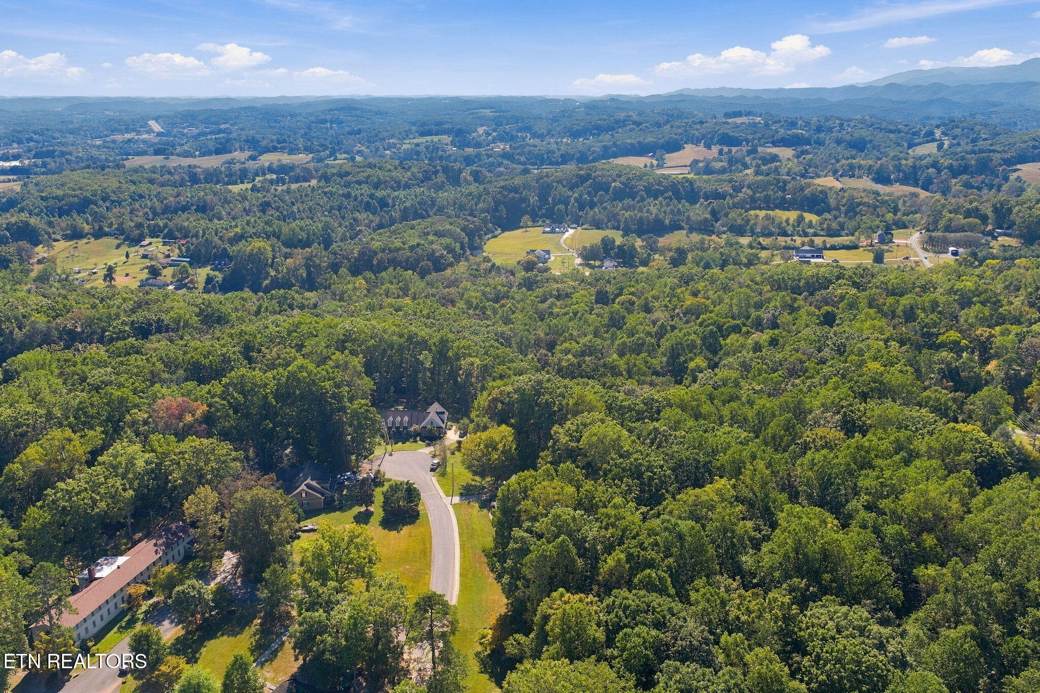 Ridgeway Court Norris TN 37828