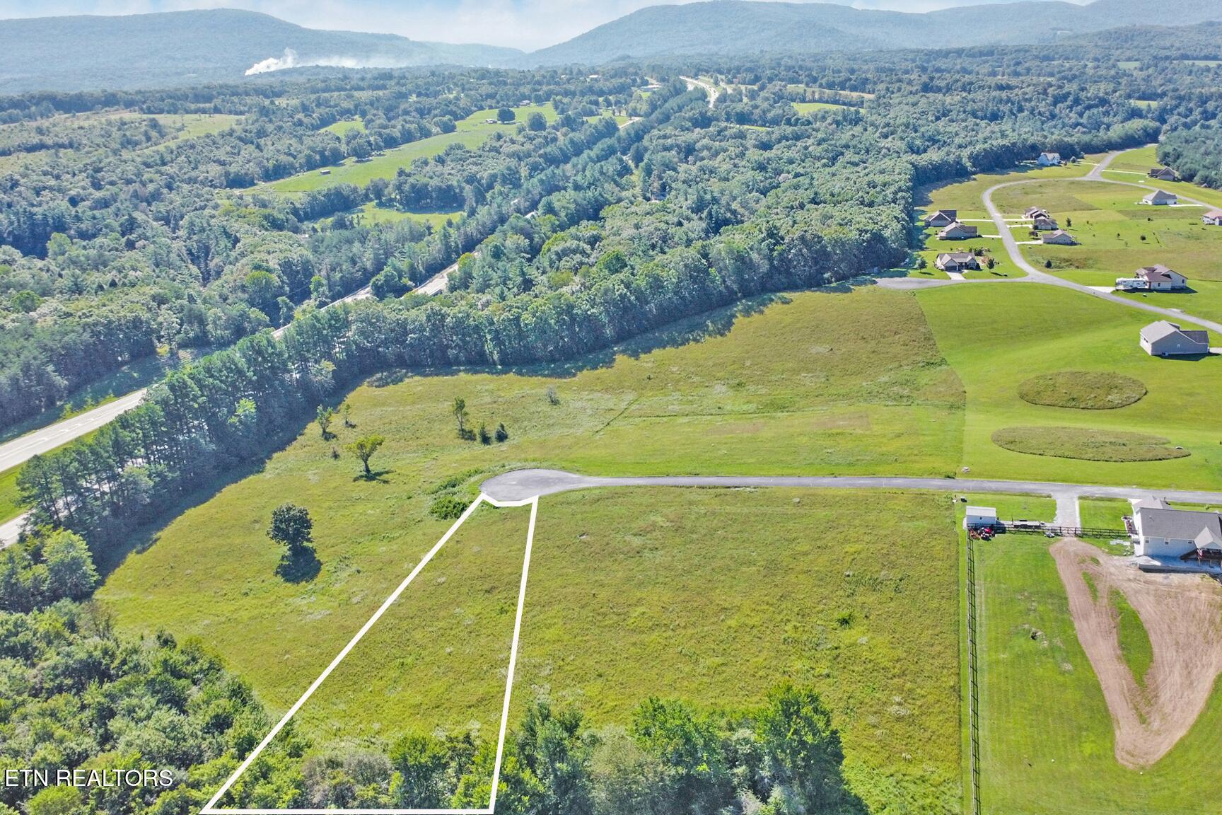 Lot 39 Estate Lane Crossville TN 38555