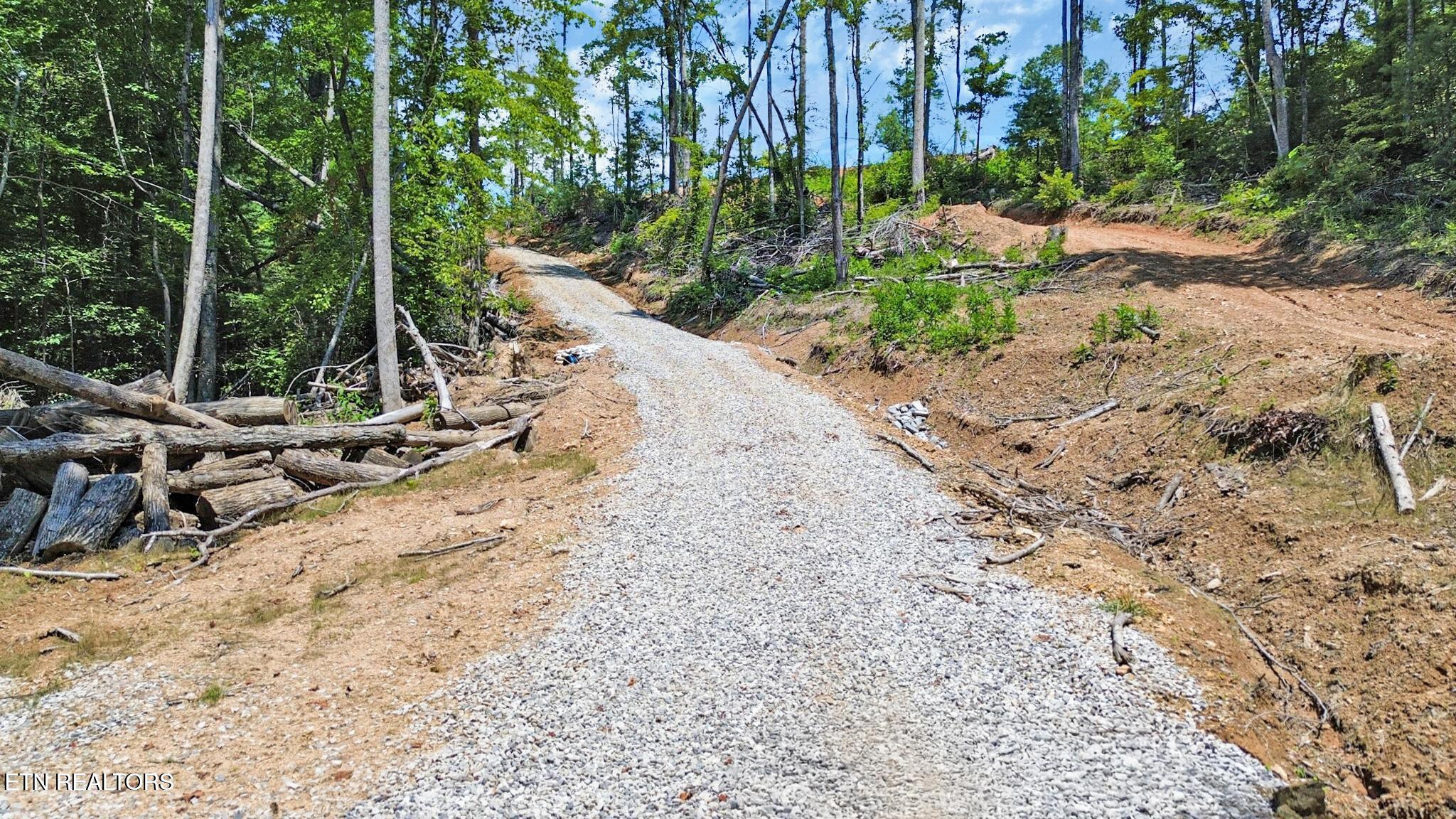 350 Old Hen Valley Road Oliver Springs TN 37840