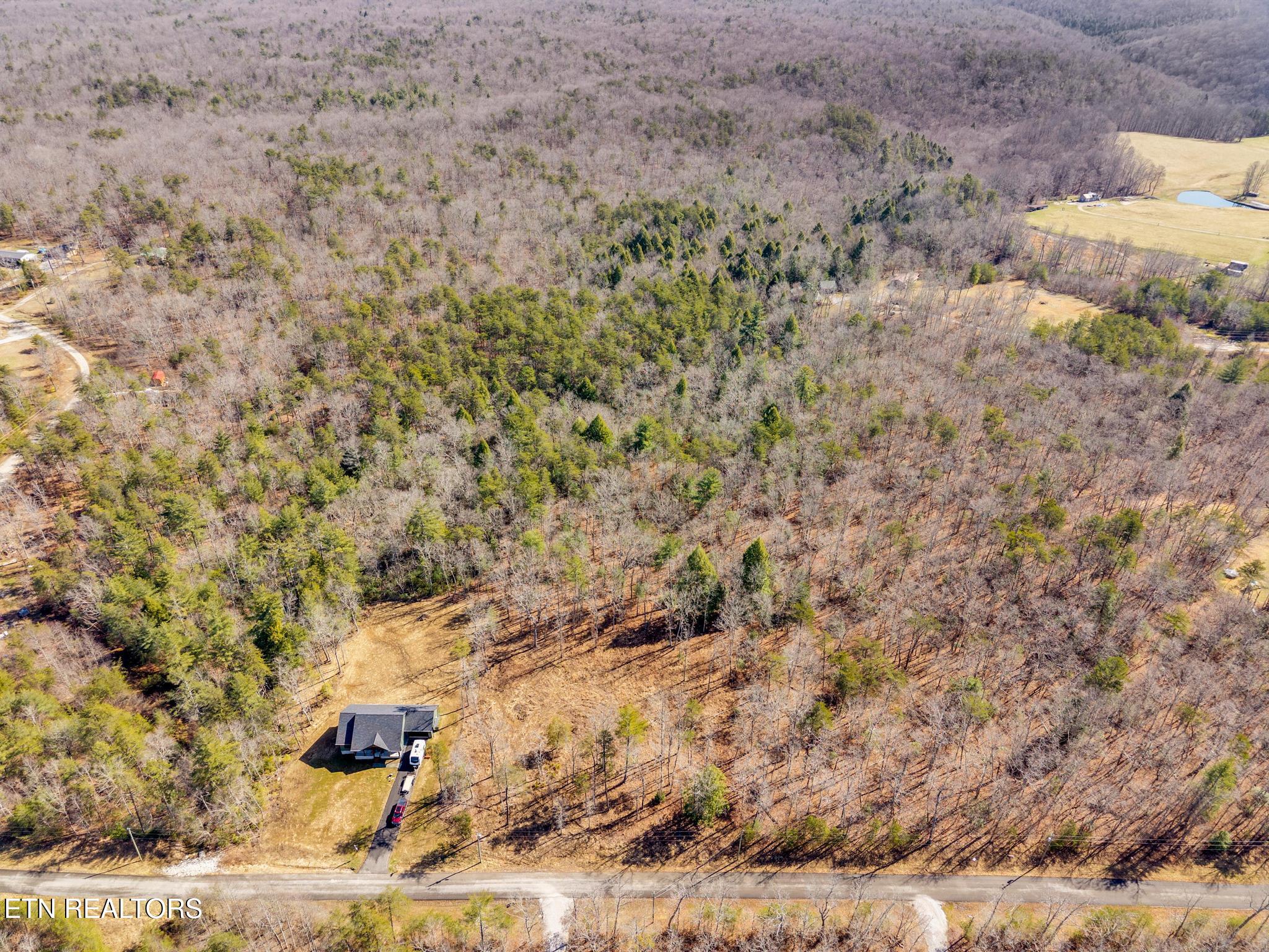 911 Spearhead Circle Clarkrange TN 38553