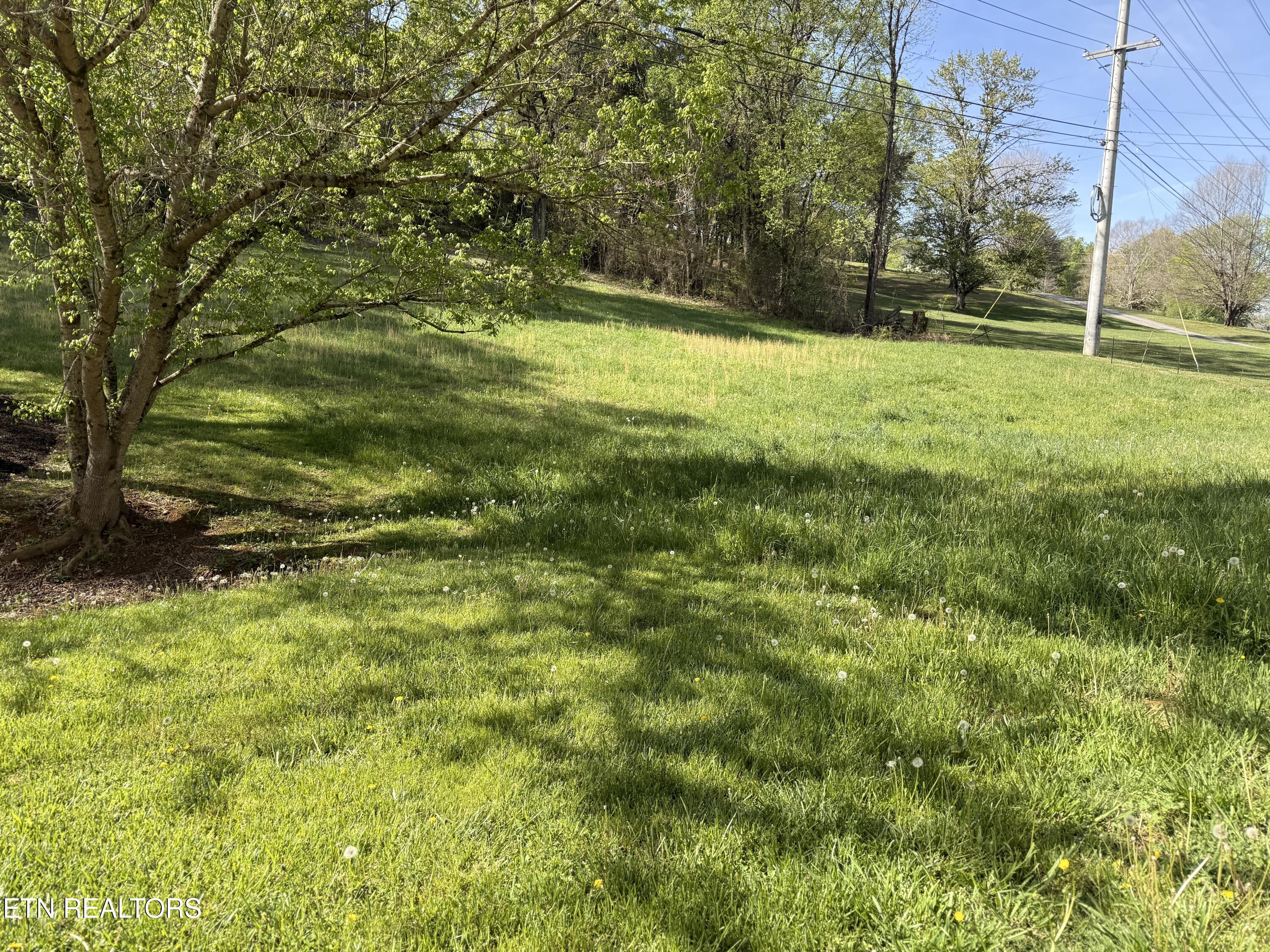 2601 Clyde Ed Road Kodak TN 37764