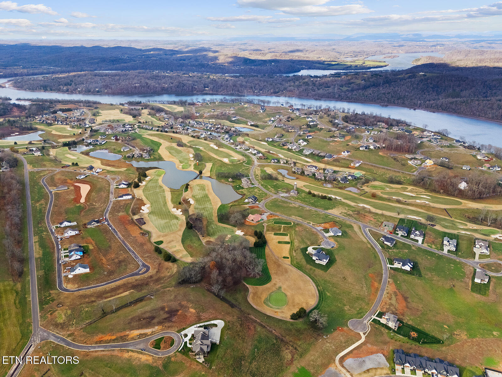 135 Magnolia Hill Loudon TN 37774