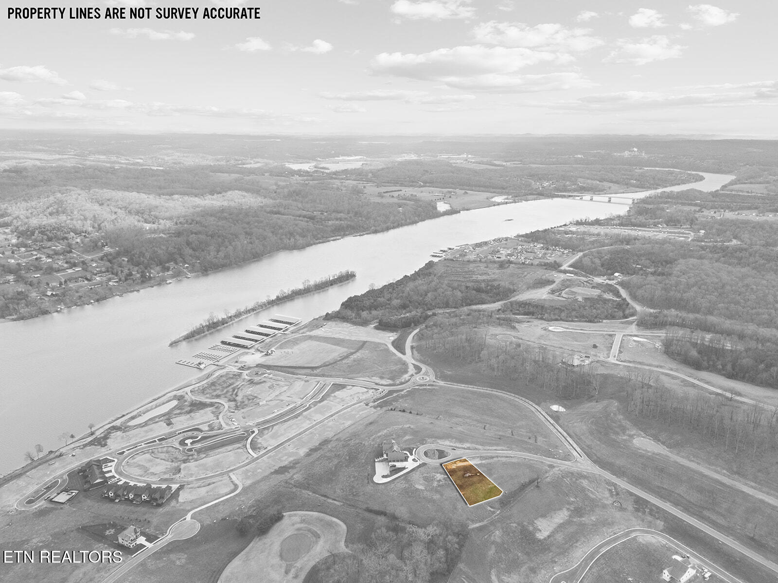 135 Magnolia Hill Loudon TN 37774
