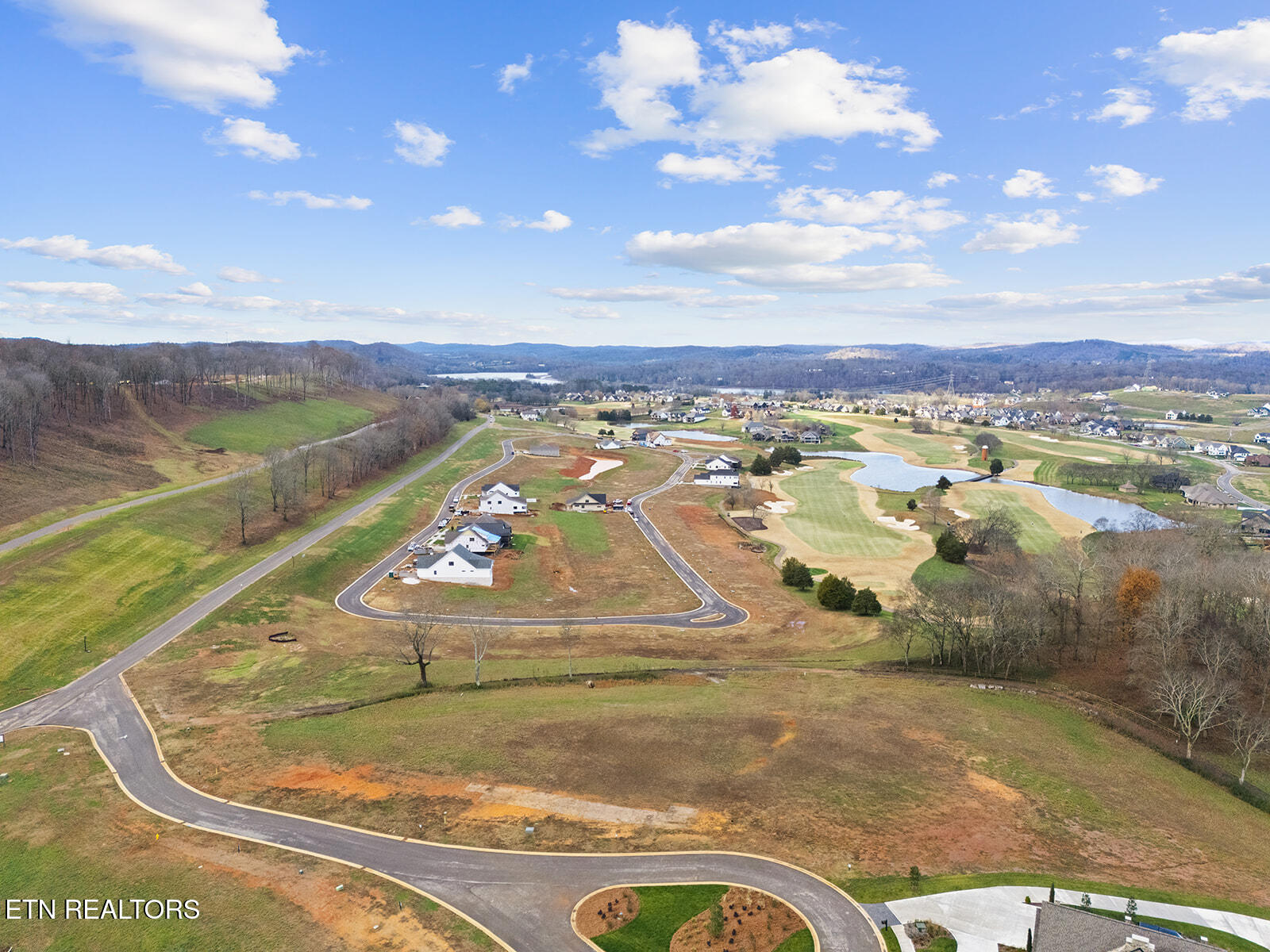 135 Magnolia Hill Loudon TN 37774