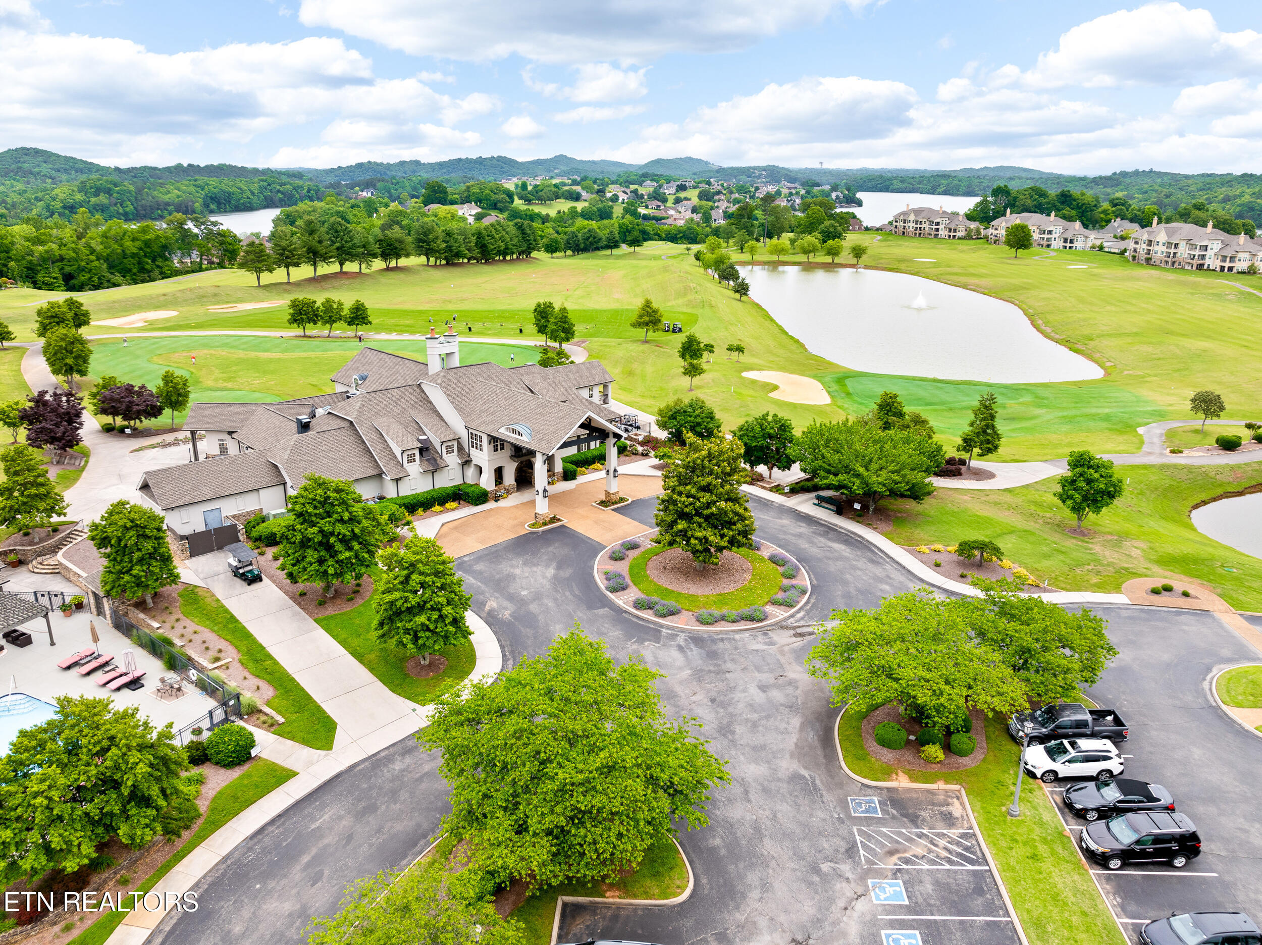 201 White Swan Drive Vonore TN 37885