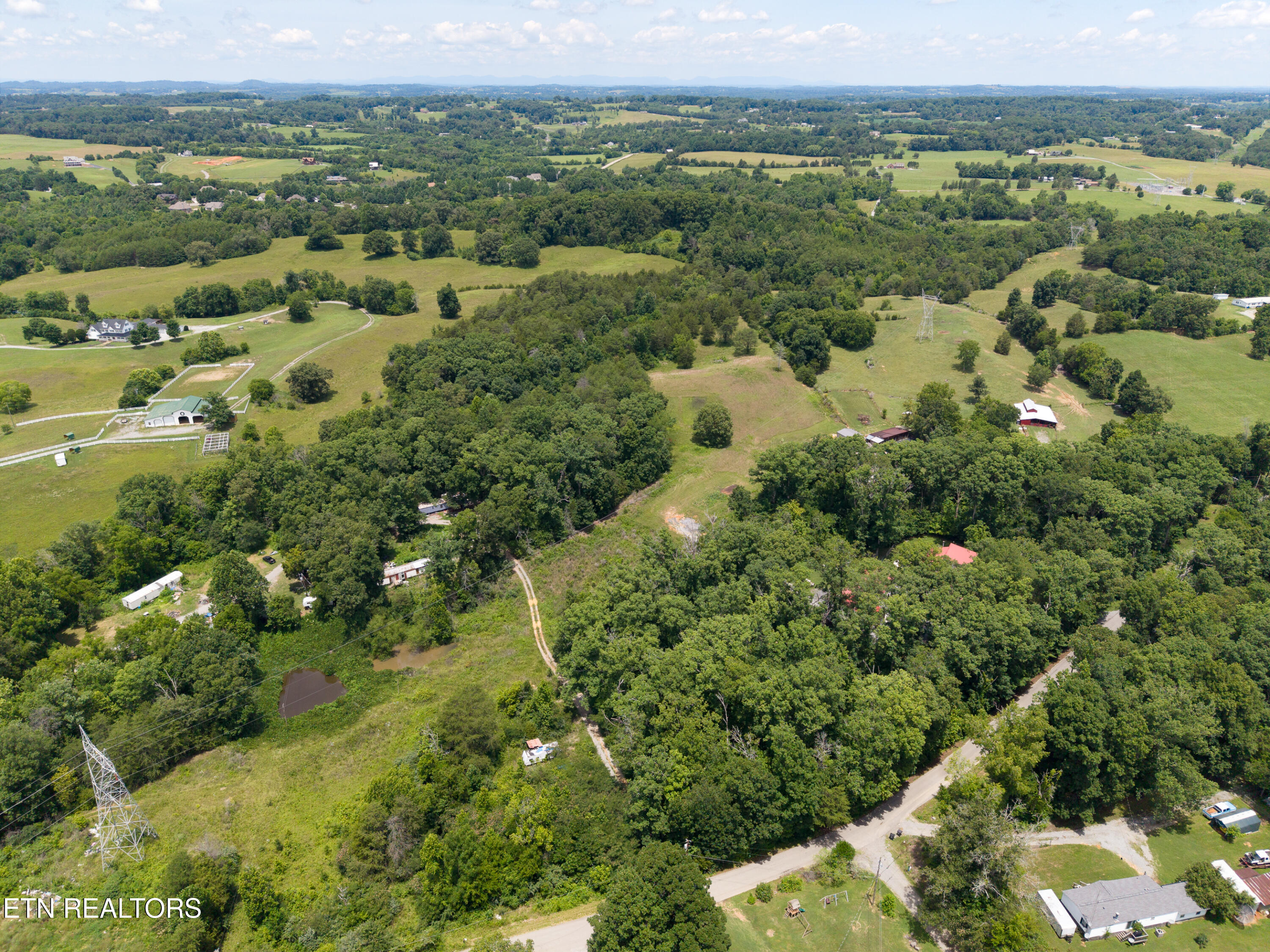 1919 Reagan Mill Road Maryville TN 37803