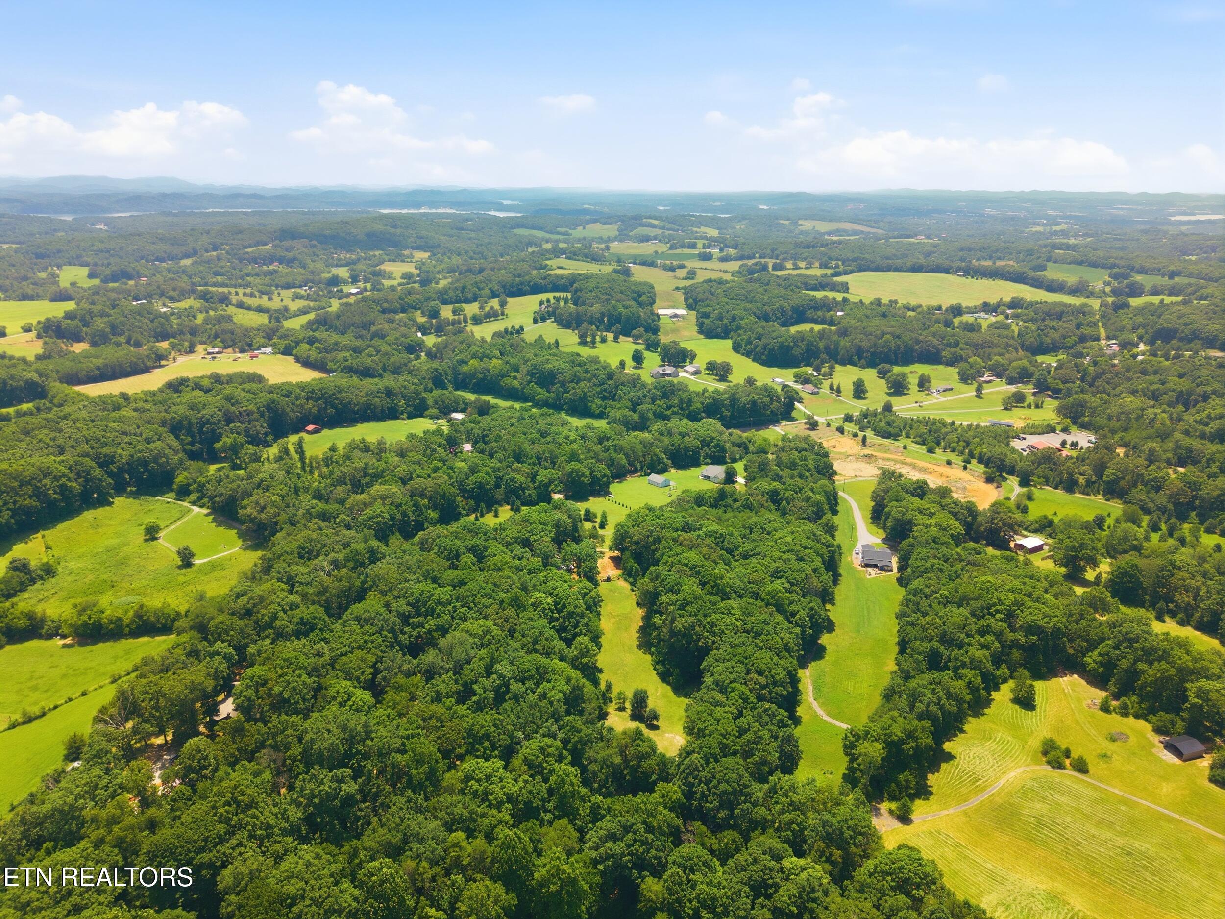 102 Vaden Road Maryville TN 37801