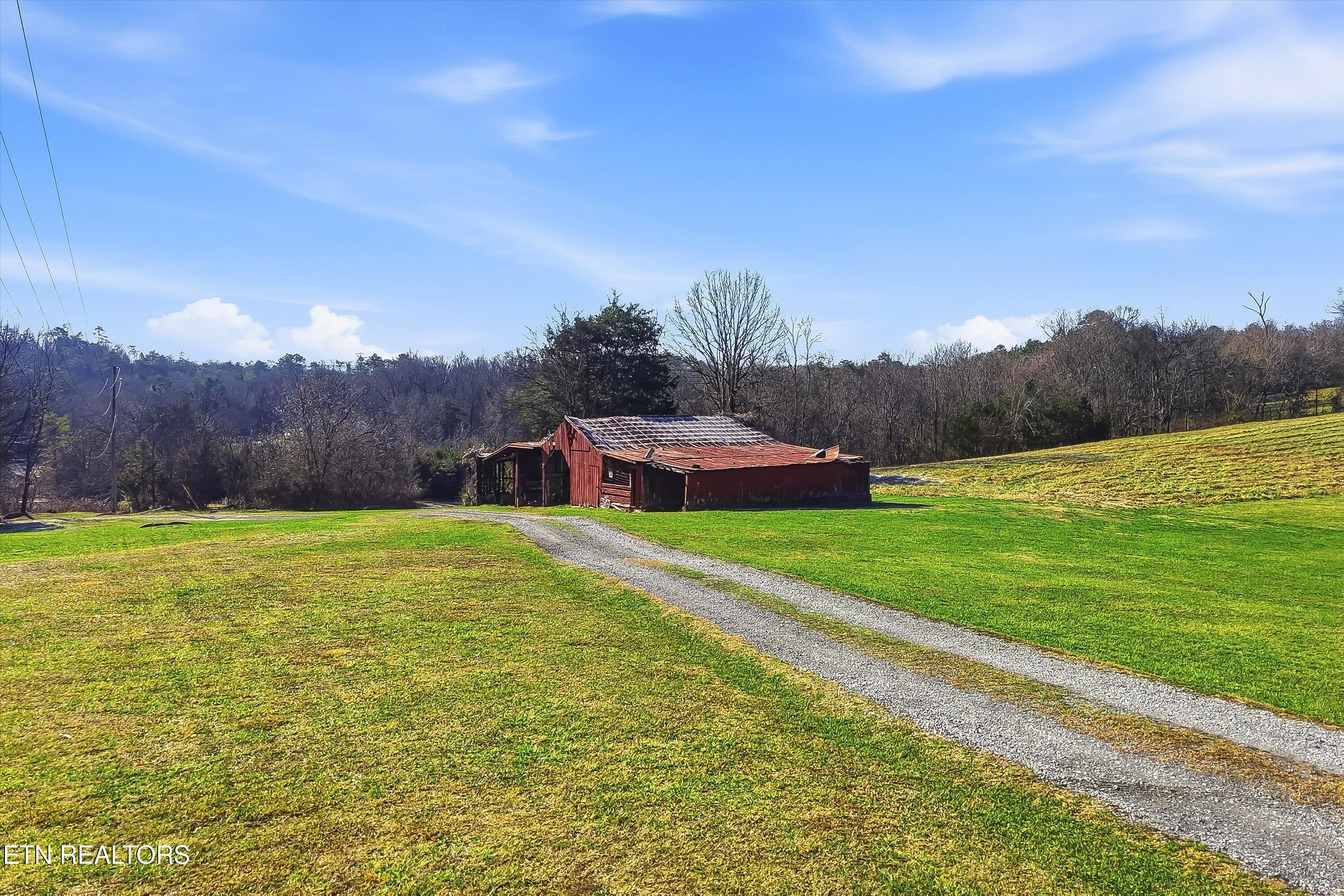 9710 Thorn Grove Pike Strawberry Plains TN 37871