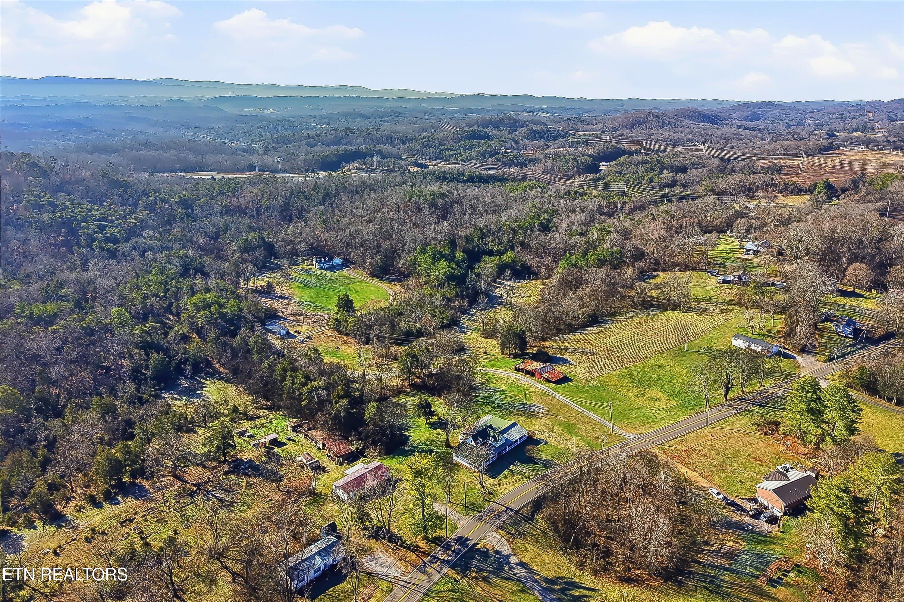 9710 Thorn Grove Pike Strawberry Plains TN 37871