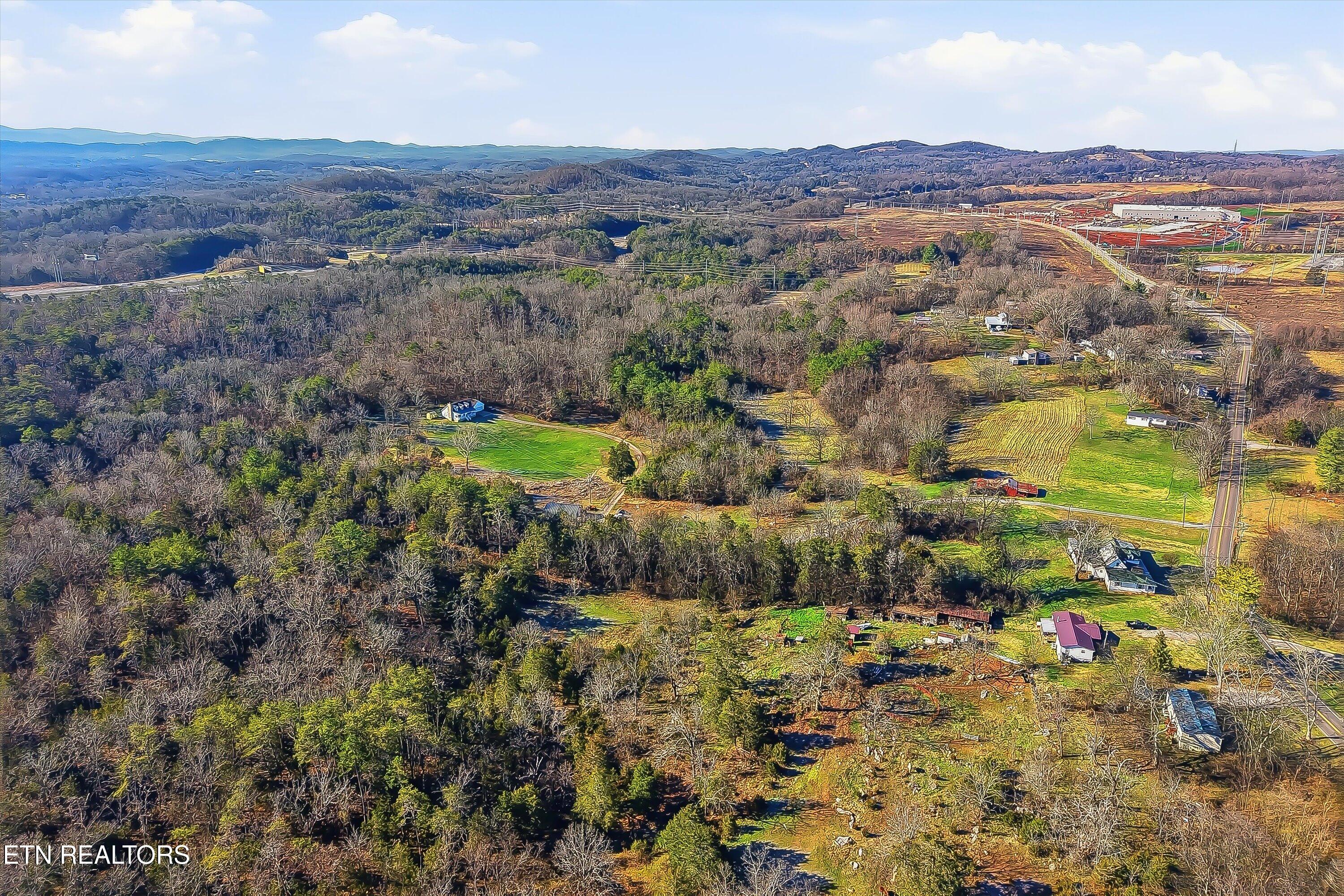 9710 Thorn Grove Pike Strawberry Plains TN 37871