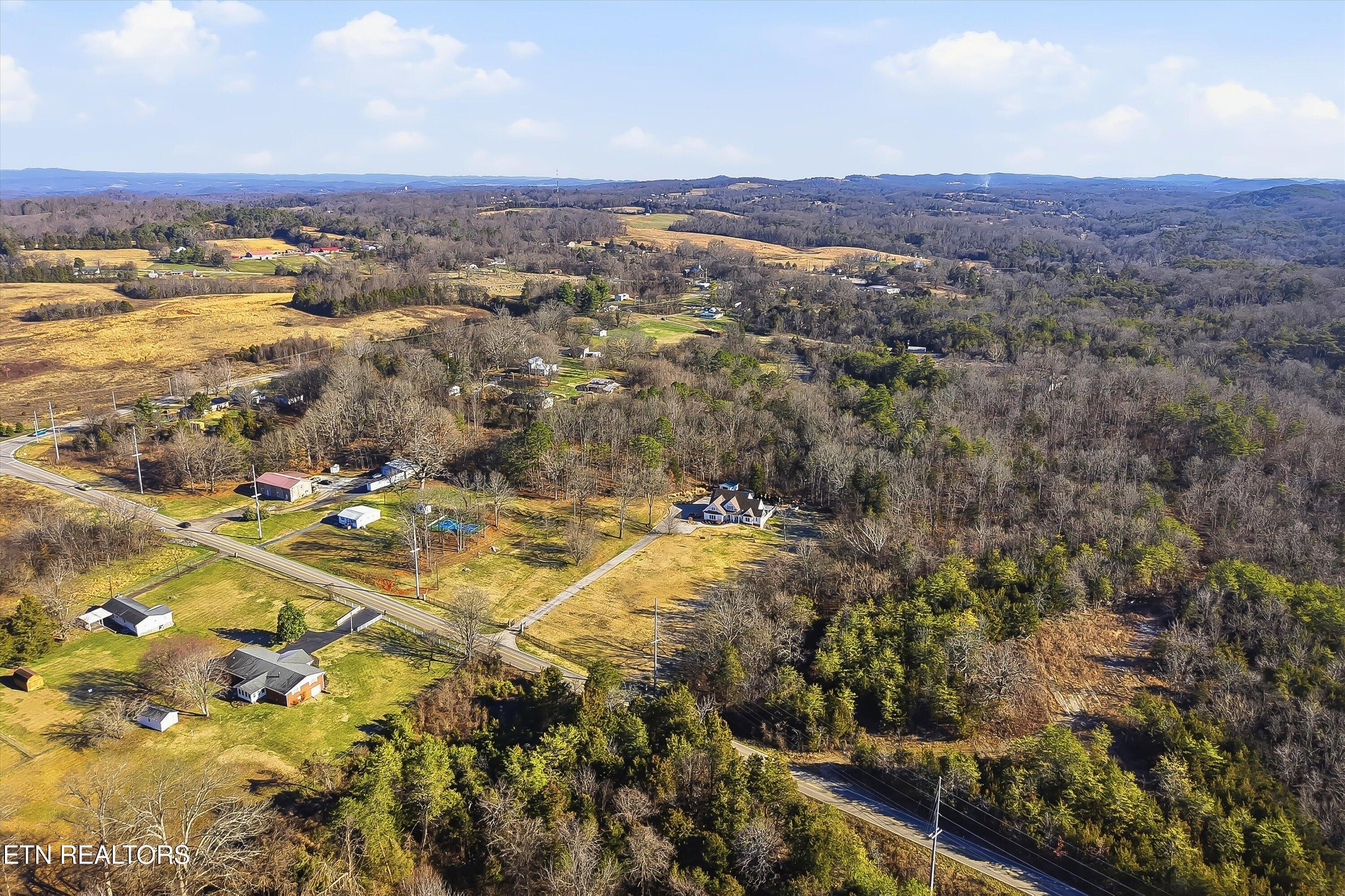 9710 Thorn Grove Pike Strawberry Plains TN 37871