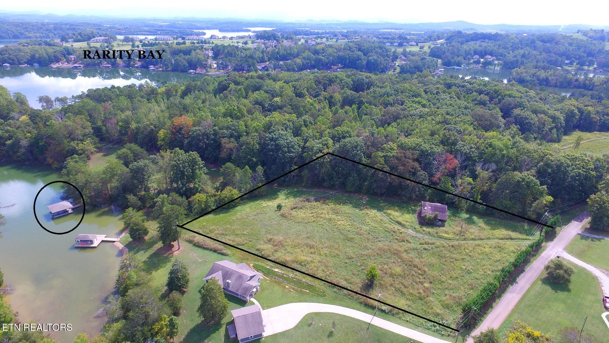 2050 E Bat Creek Road Vonore TN 37885