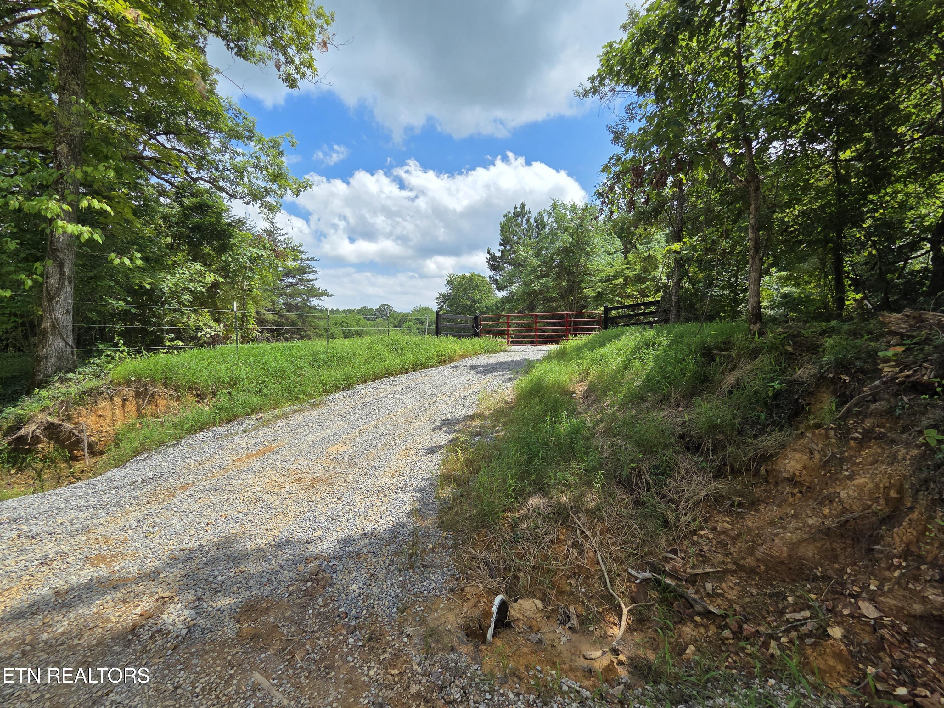Old Huntsville-jamestown Road Robbins TN 37852