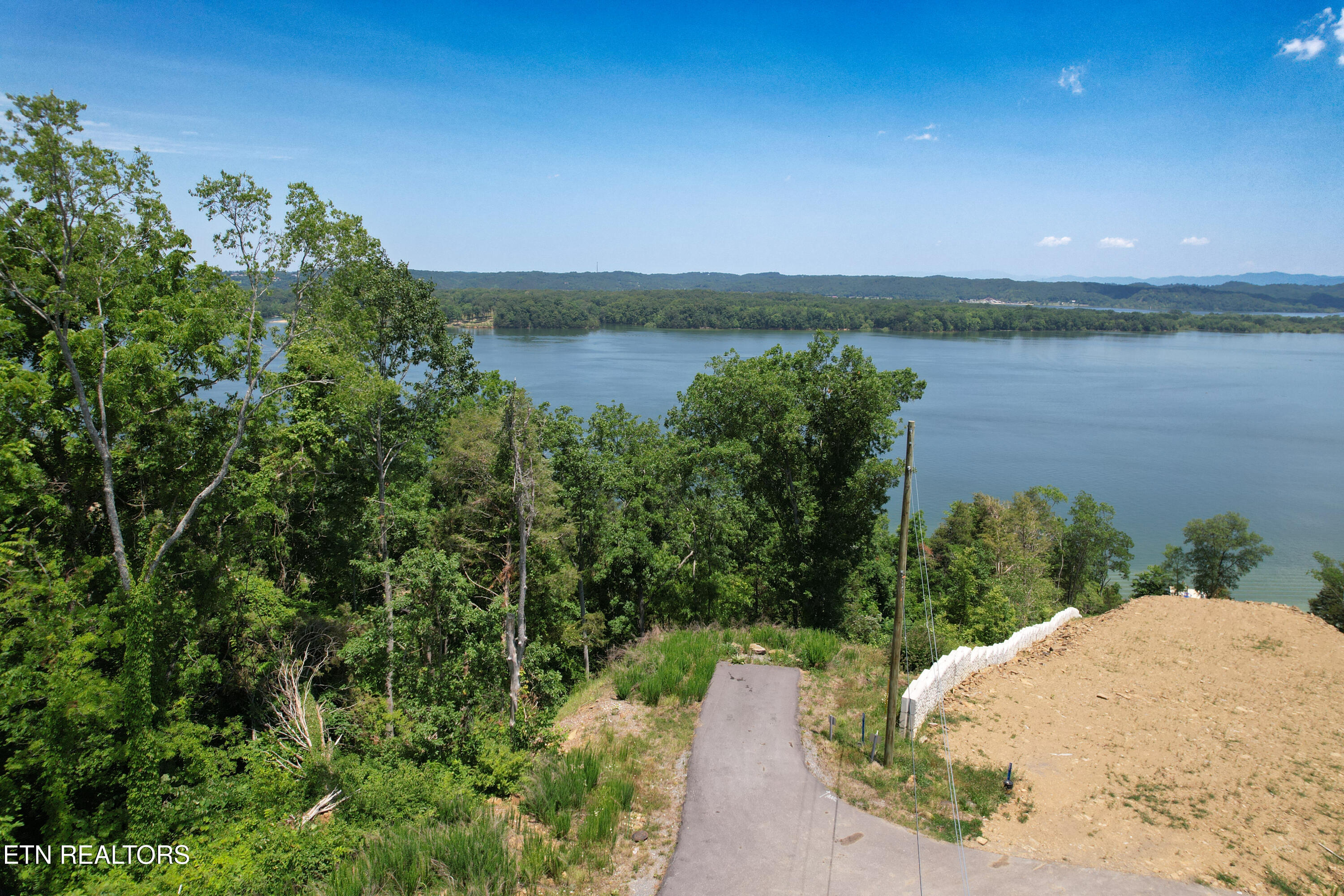 Lot 74 Clear Point Trail Dandridge TN 37725