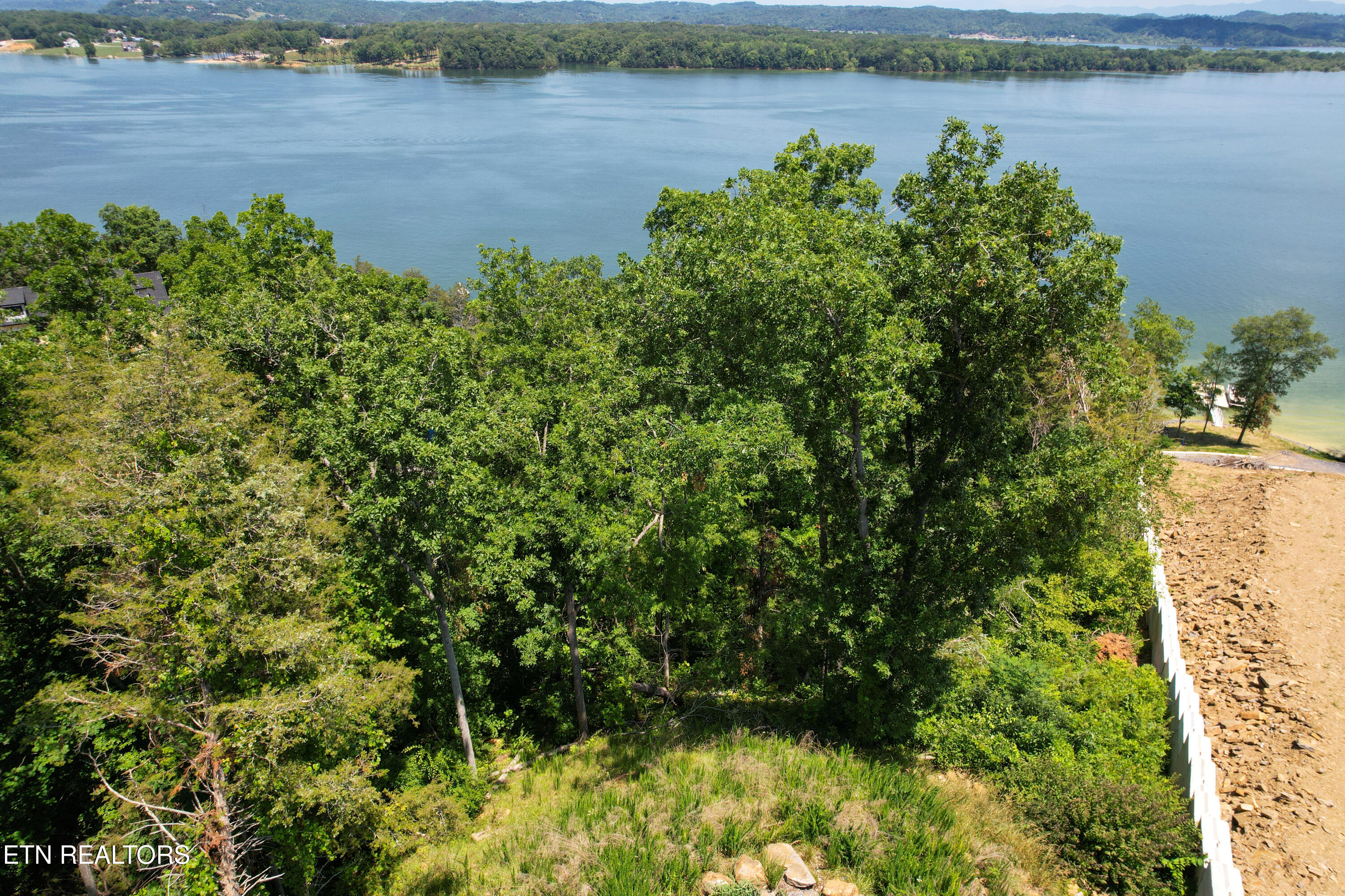 Lot 74 Clear Point Trail Dandridge TN 37725