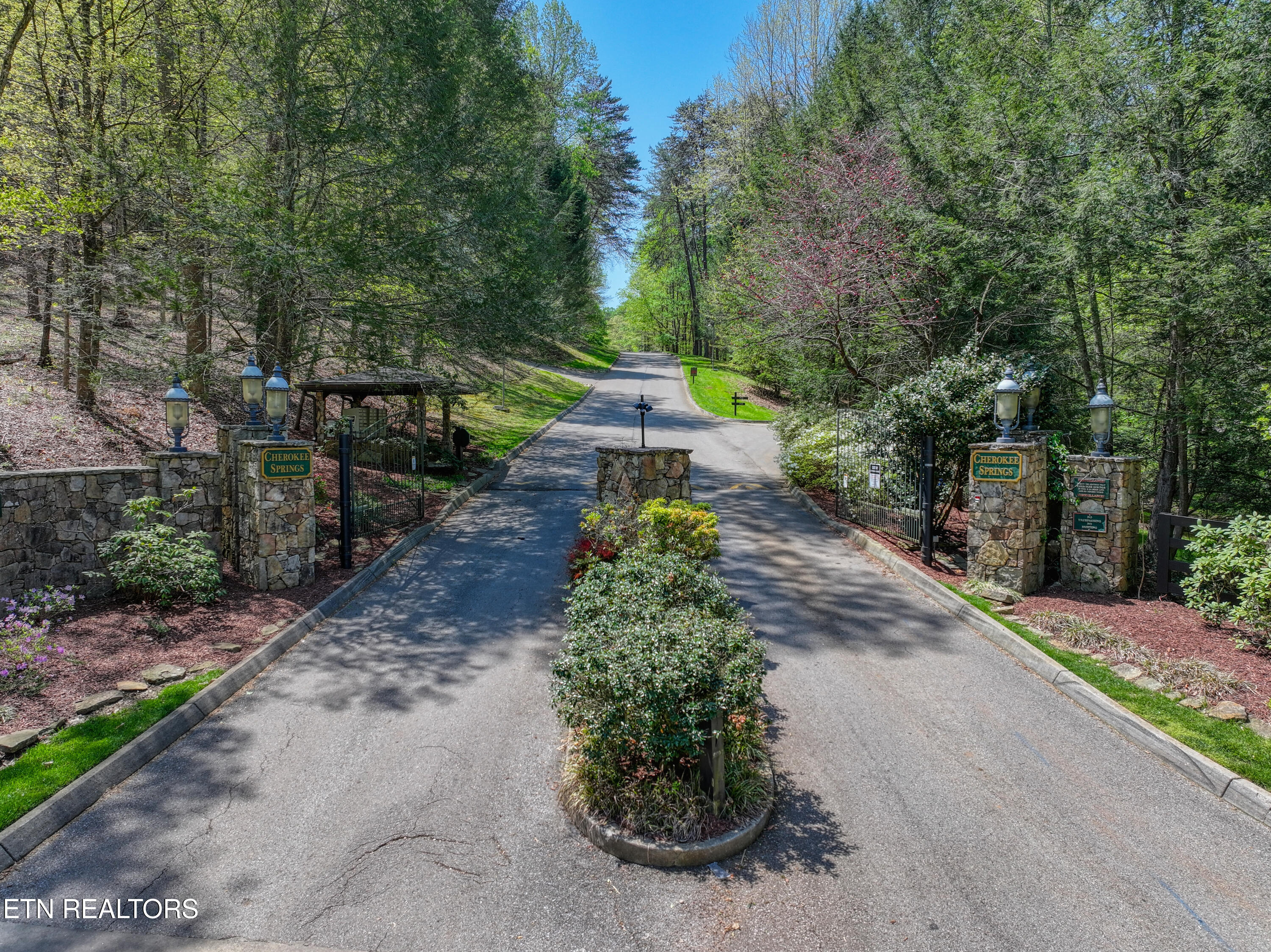 7712 Cherokee Springs Way Knoxville TN 37919