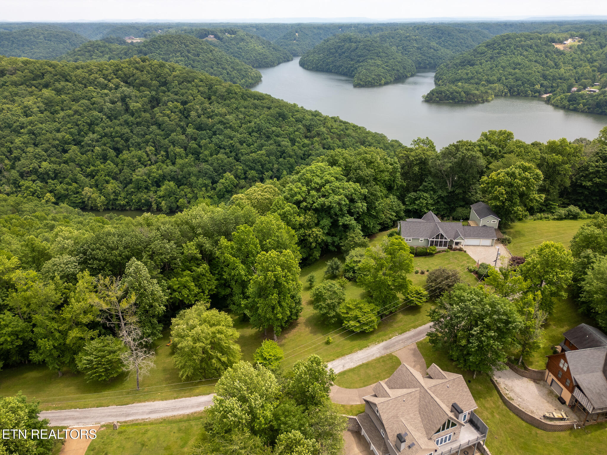 1 Lafever Ridge Road Silver Point TN 38582