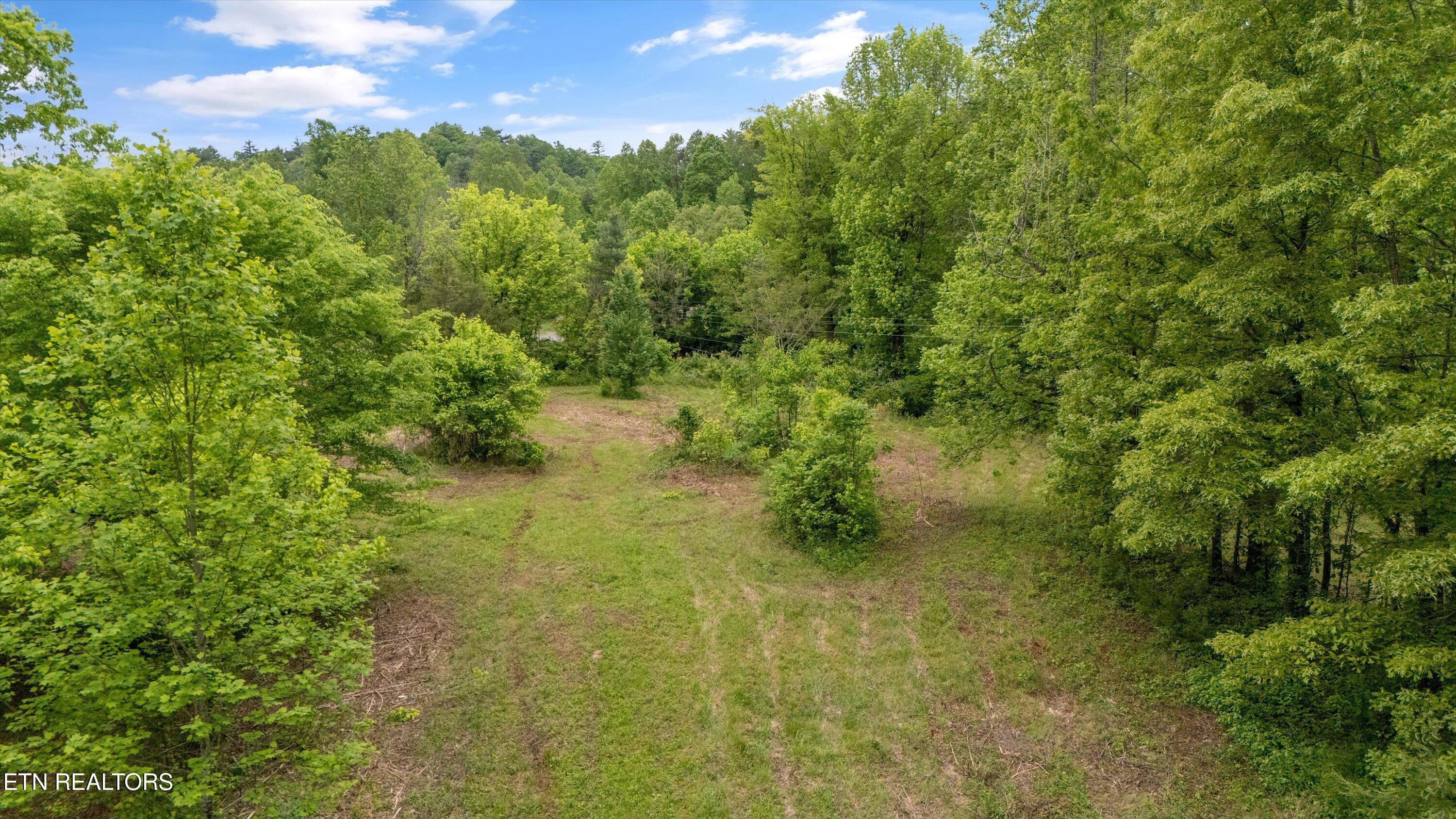 6028 Happy Valley Road Tallassee TN 37878