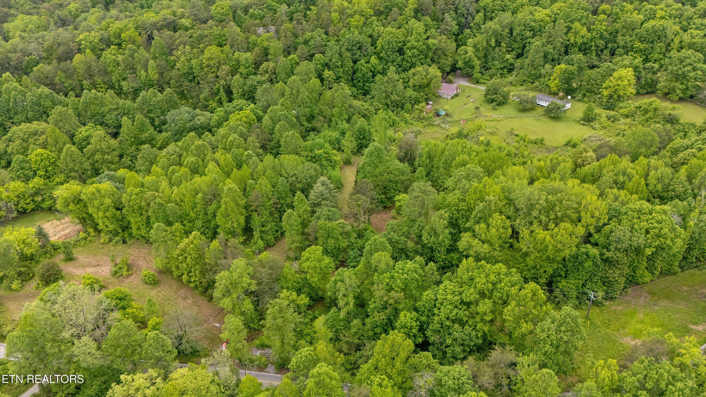 6028 Happy Valley Road Tallassee TN 37878