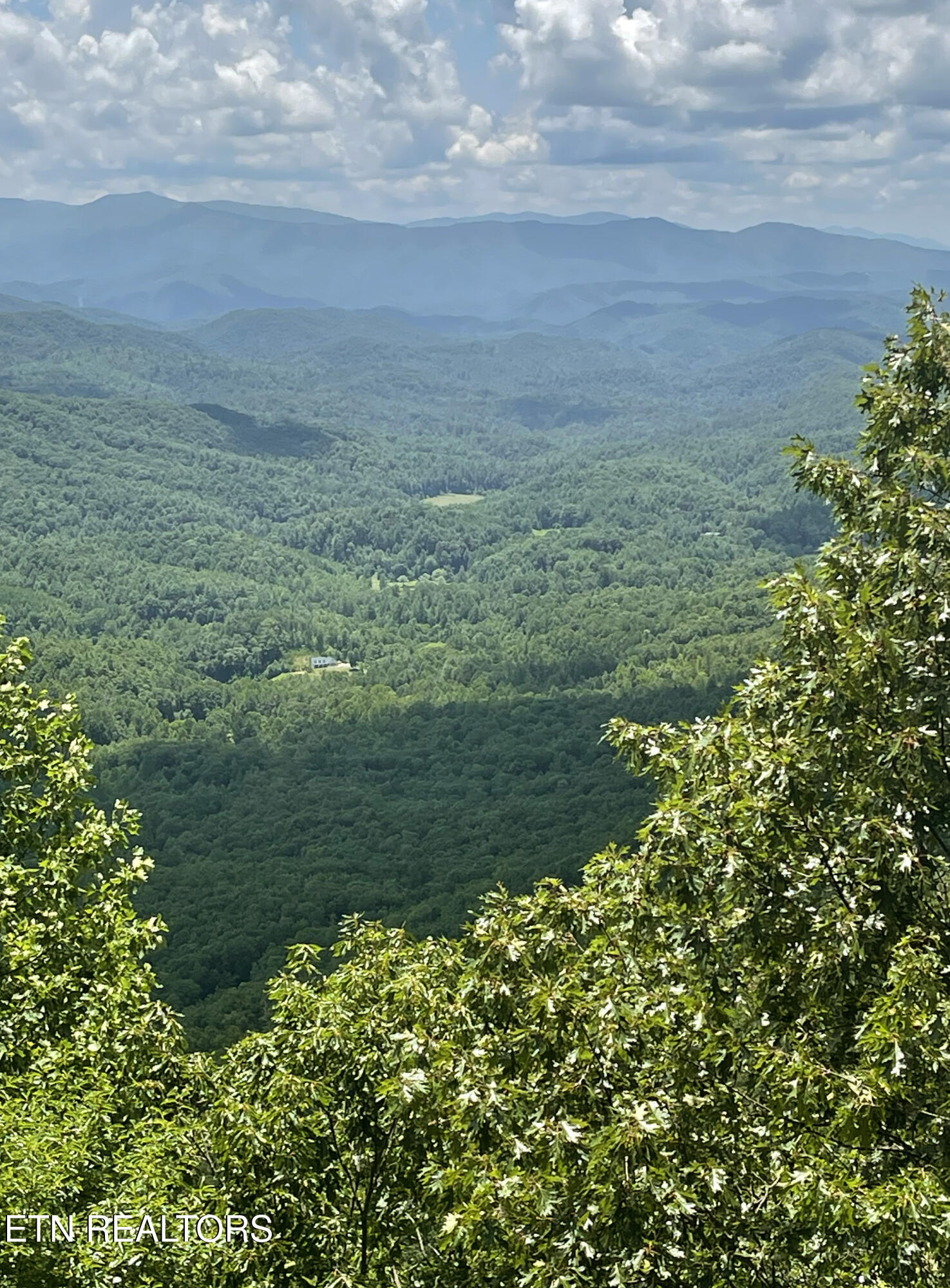 6028 Happy Valley Road Tallassee TN 37878