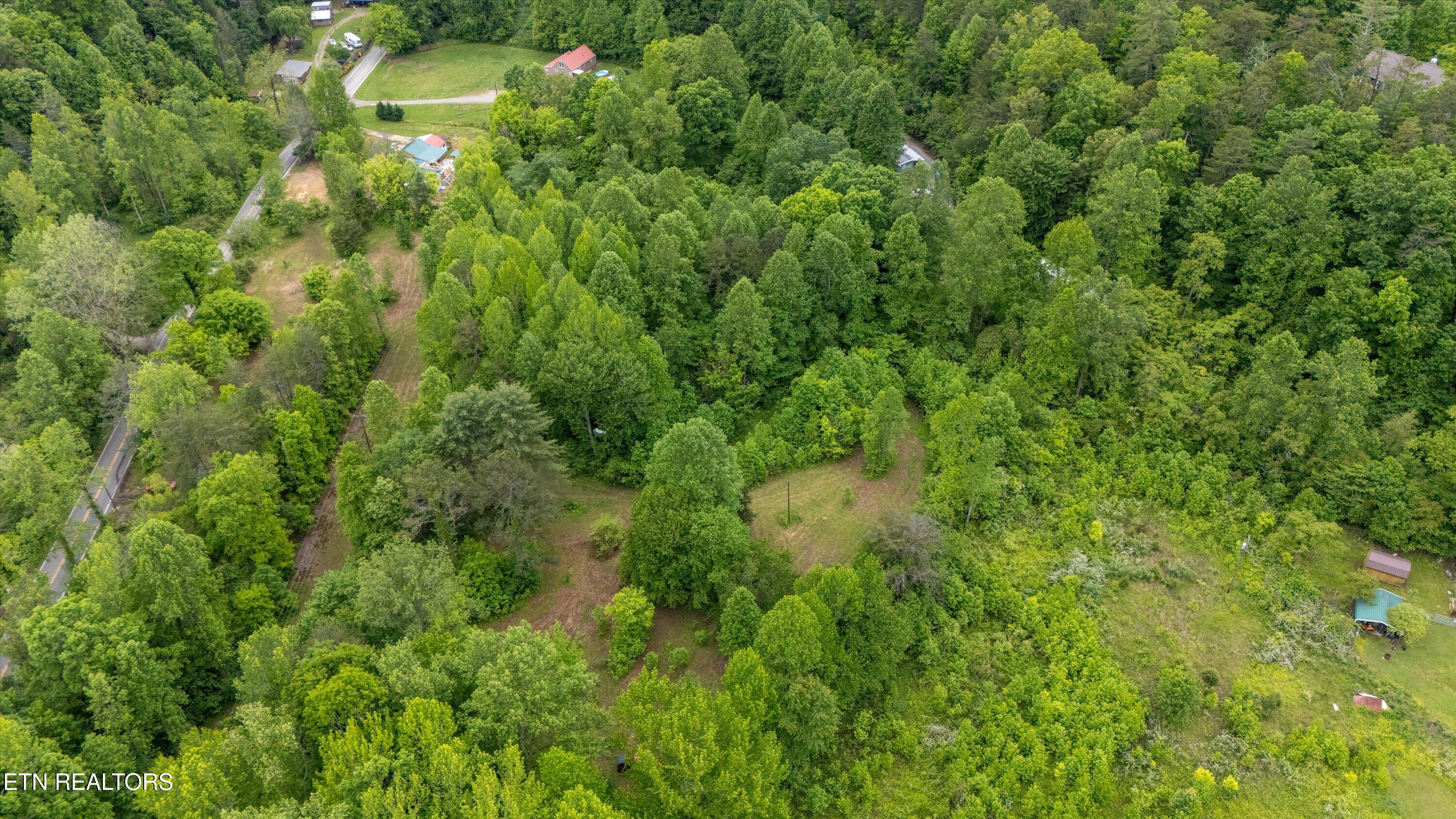 6028 Happy Valley Road Tallassee TN 37878