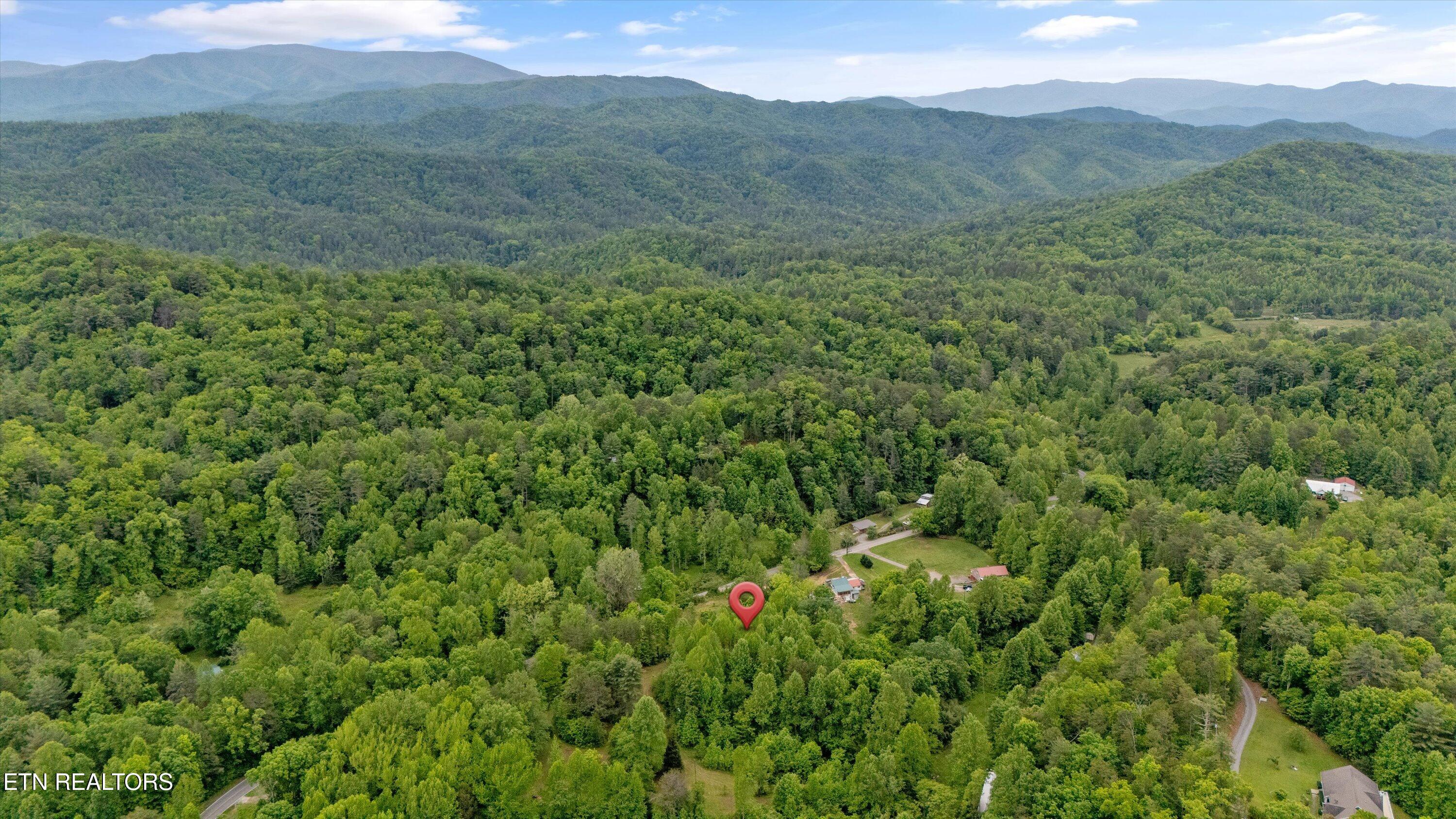 6028 Happy Valley Road Tallassee TN 37878