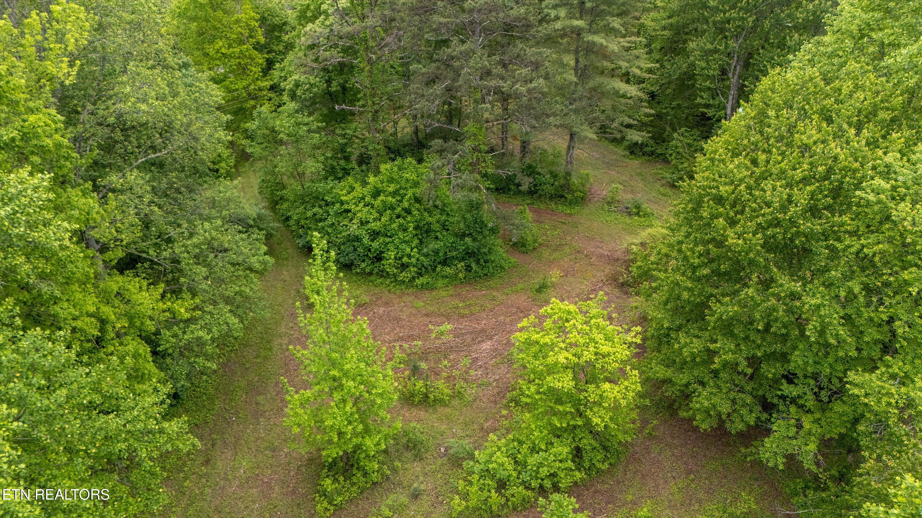 6028 Happy Valley Road Tallassee TN 37878