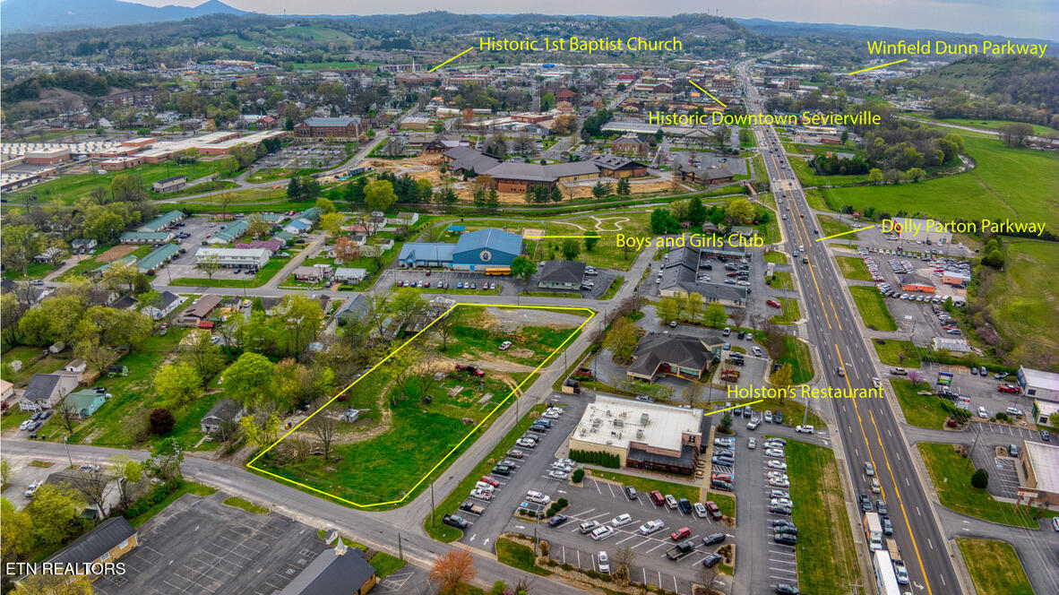 601 E Bruce Street Sevierville TN 37862