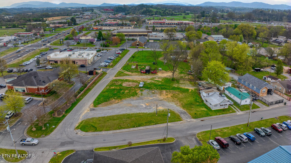 601 E Bruce Street Sevierville TN 37862