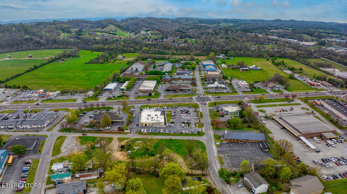 601 E Bruce Street Sevierville TN 37862
