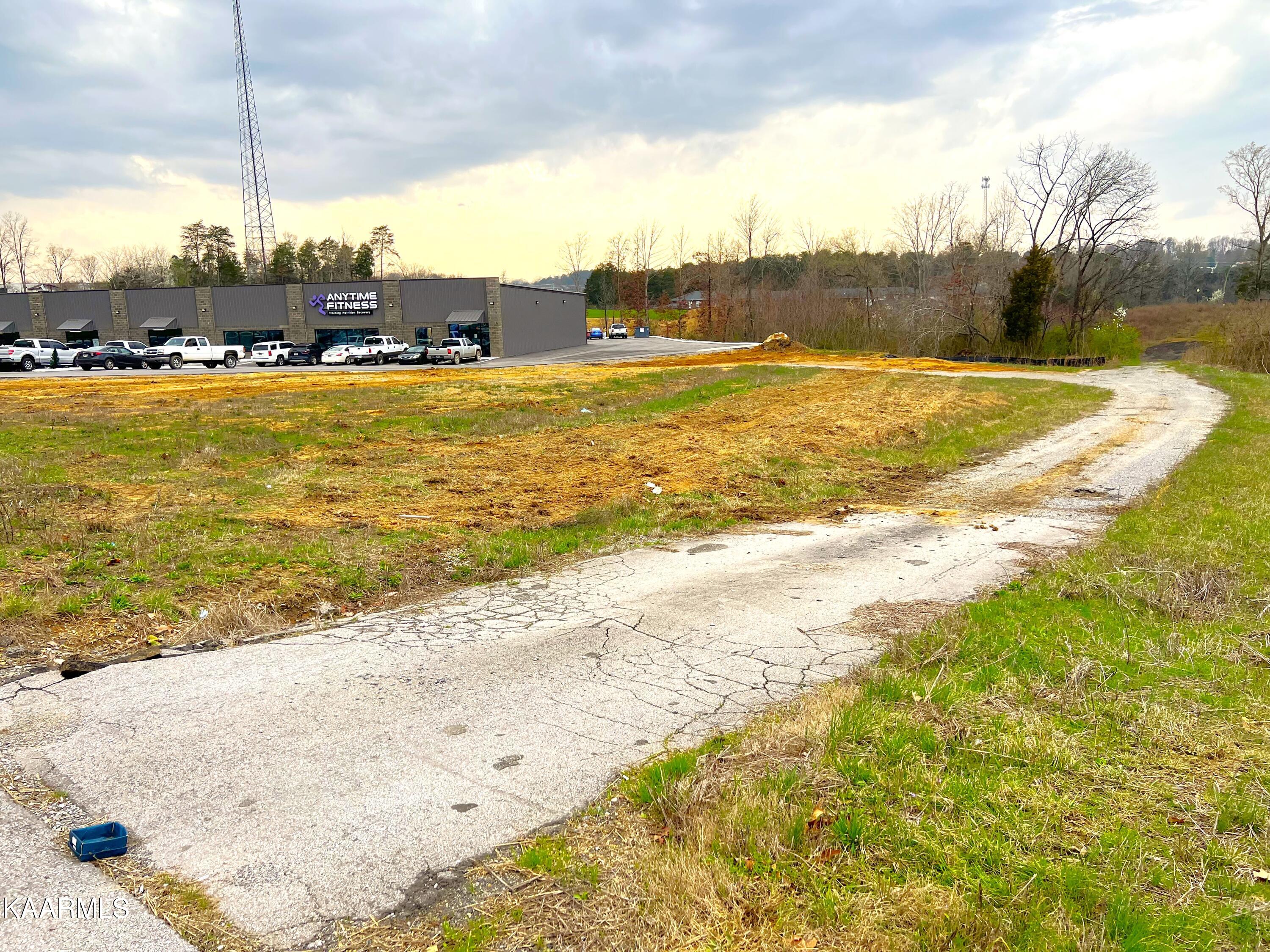 3610 Highway 411 Madisonville TN 37354