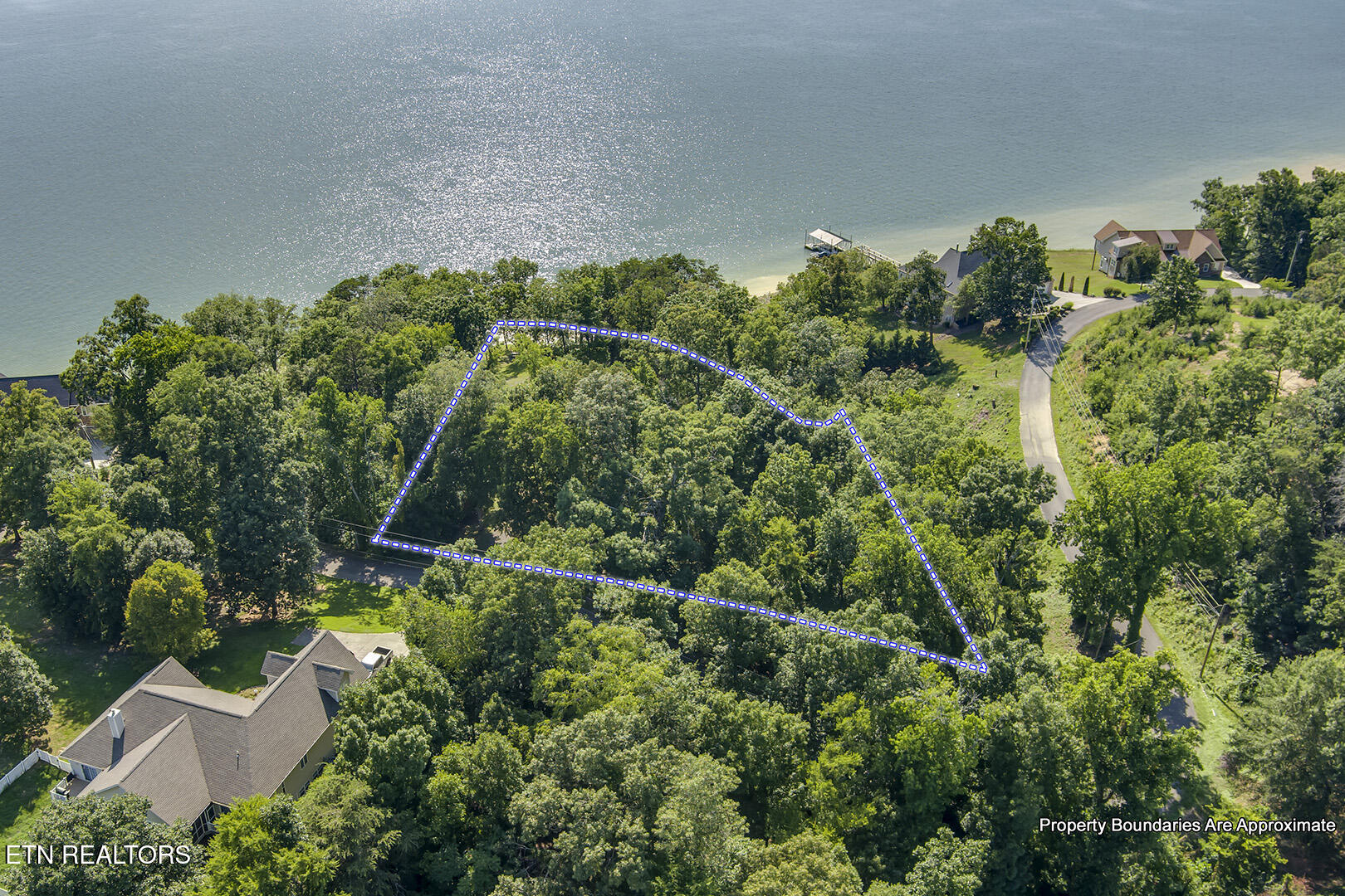 564 Bonne Vista Drive White Pine TN 37890