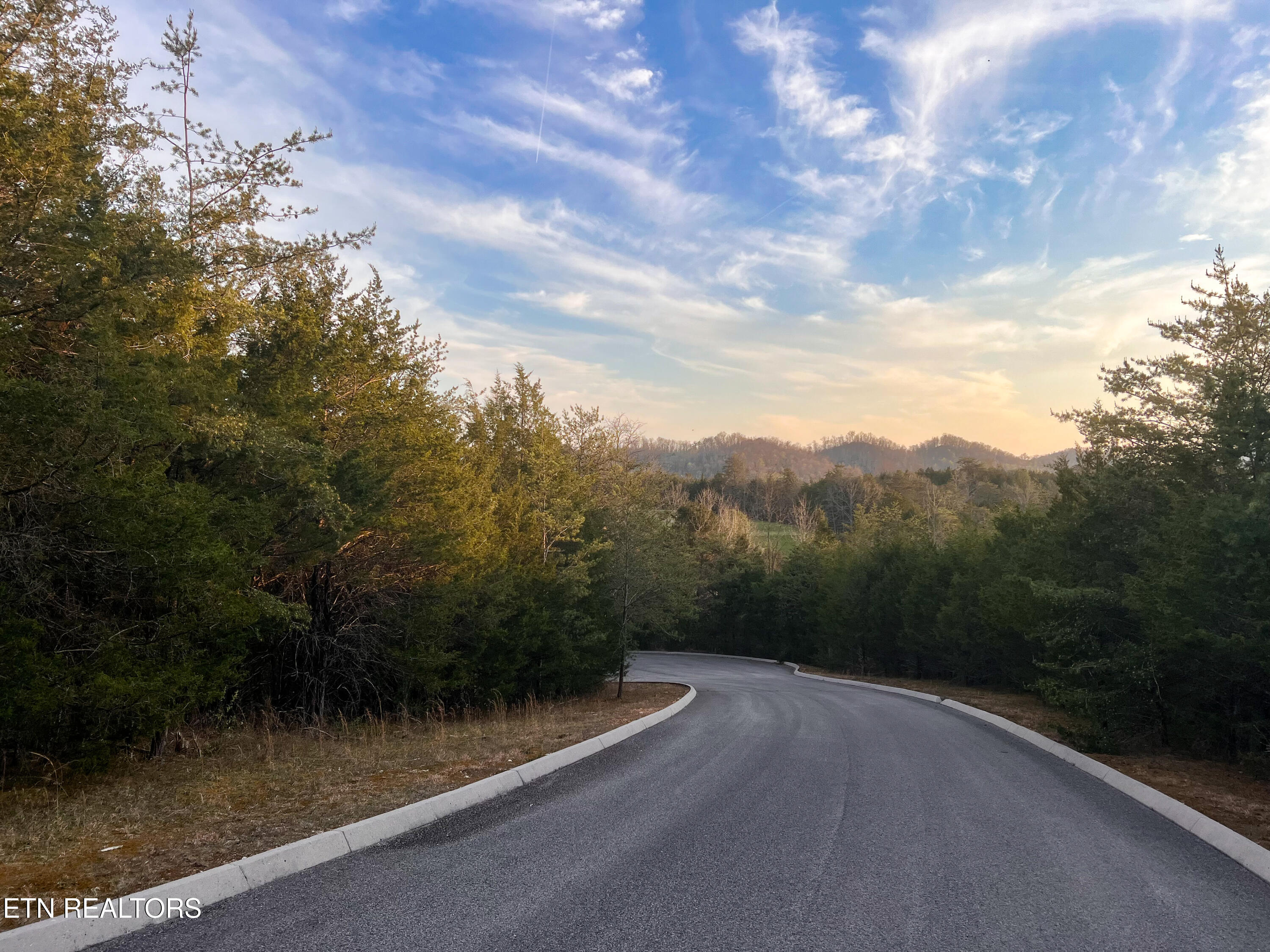 Wedge Way Tazewell TN 37879