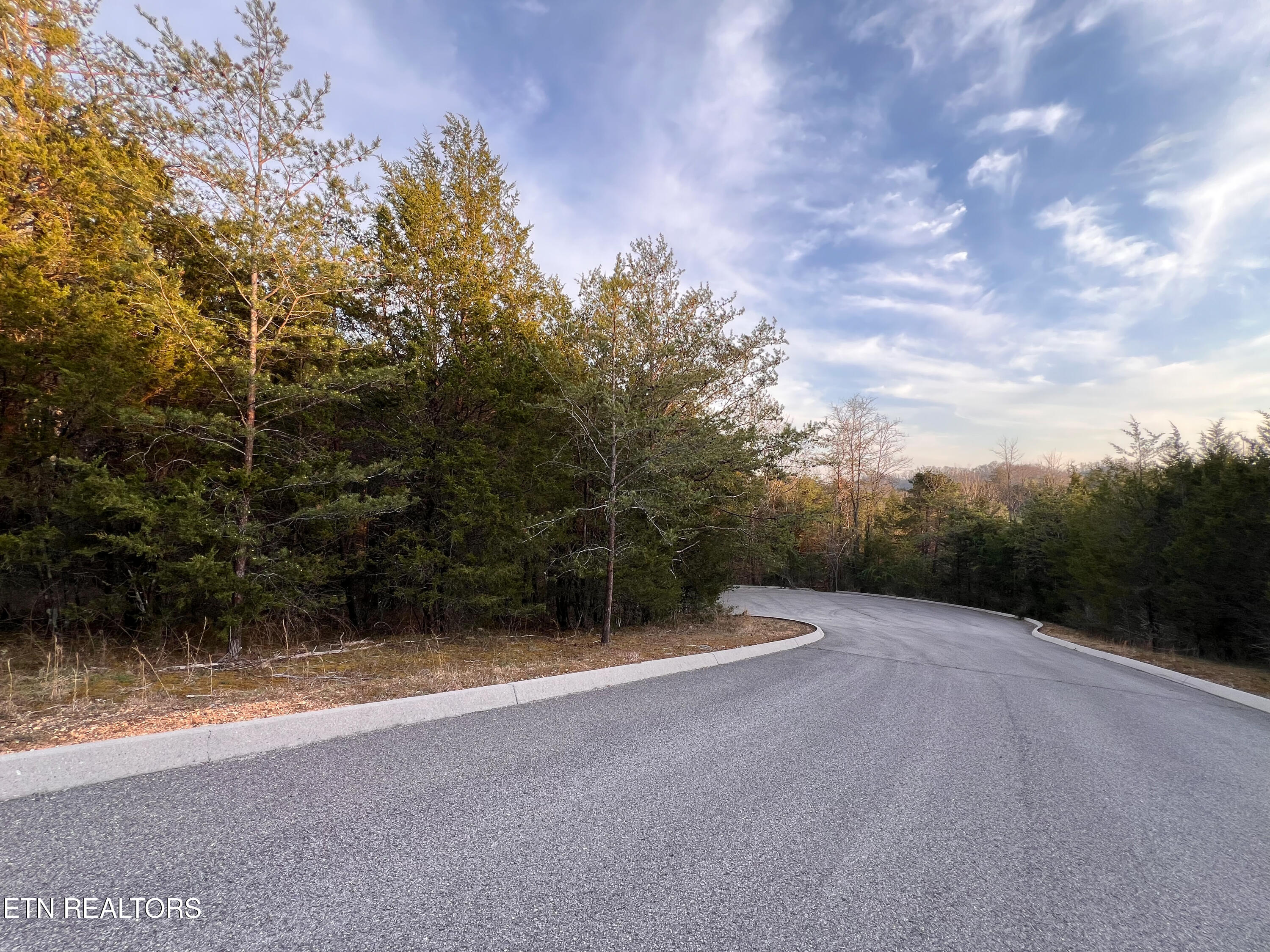 Wedge Way Tazewell TN 37879