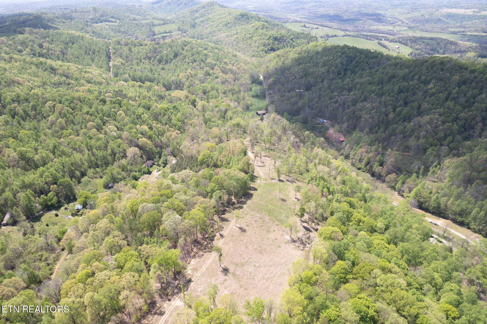 123 Ingle Lane Tazewell TN 37879