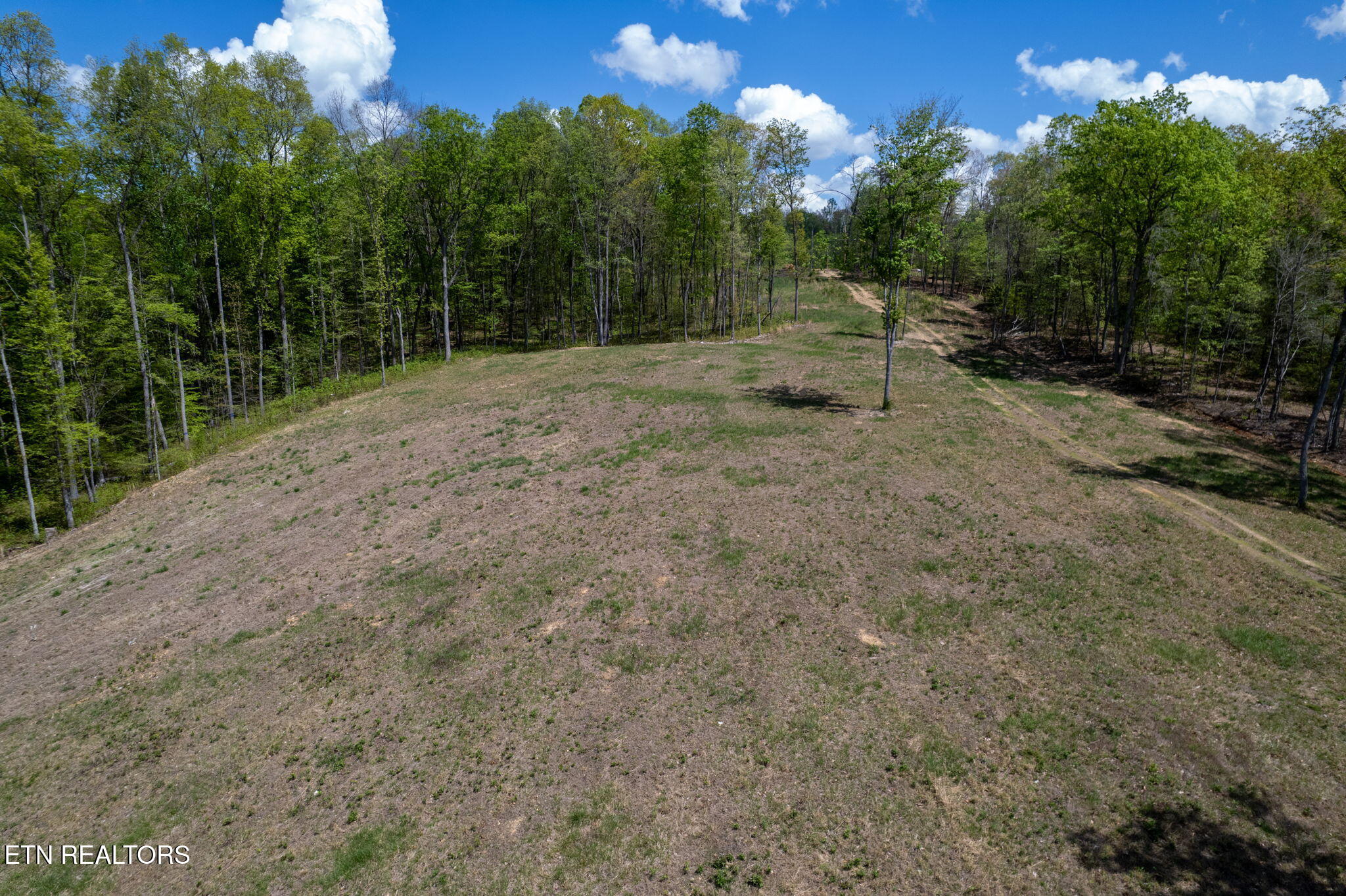 123 Ingle Lane Tazewell TN 37879
