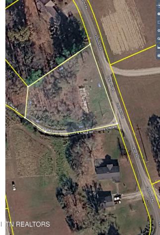 114 E C Noe Road Oliver Springs TN 37840