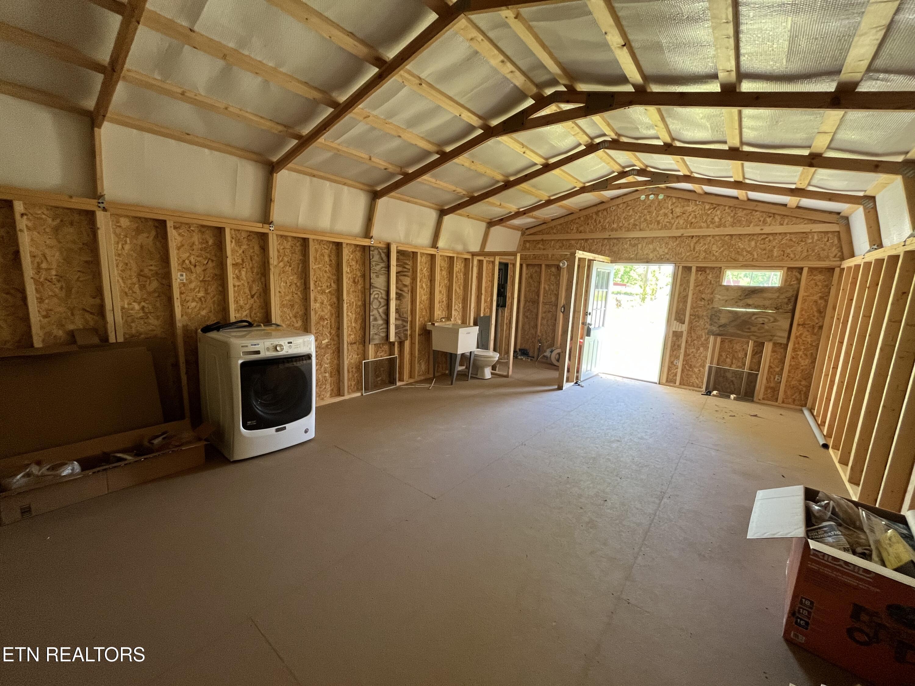 114 E C Noe Road Oliver Springs TN 37840