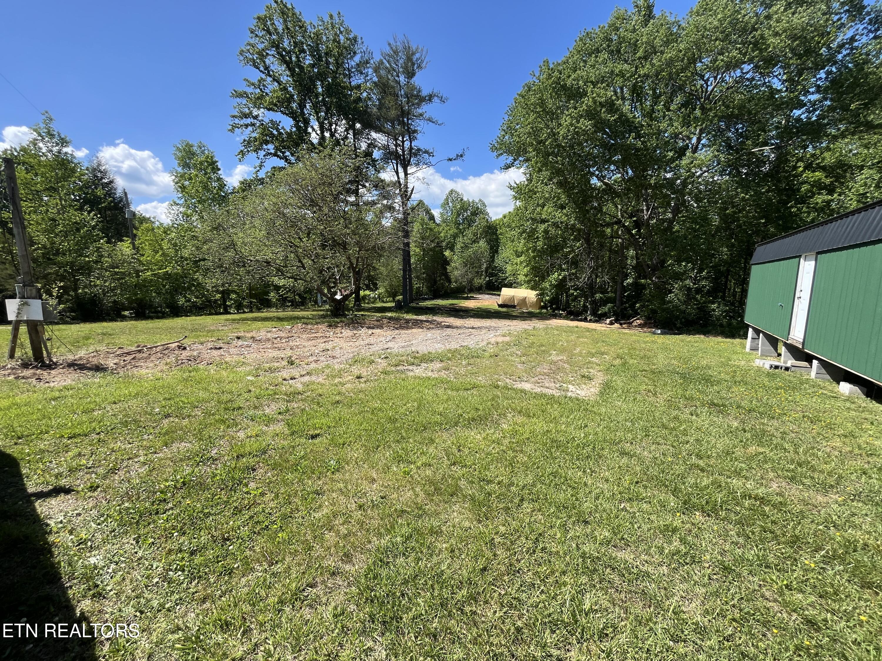 114 E C Noe Road Oliver Springs TN 37840