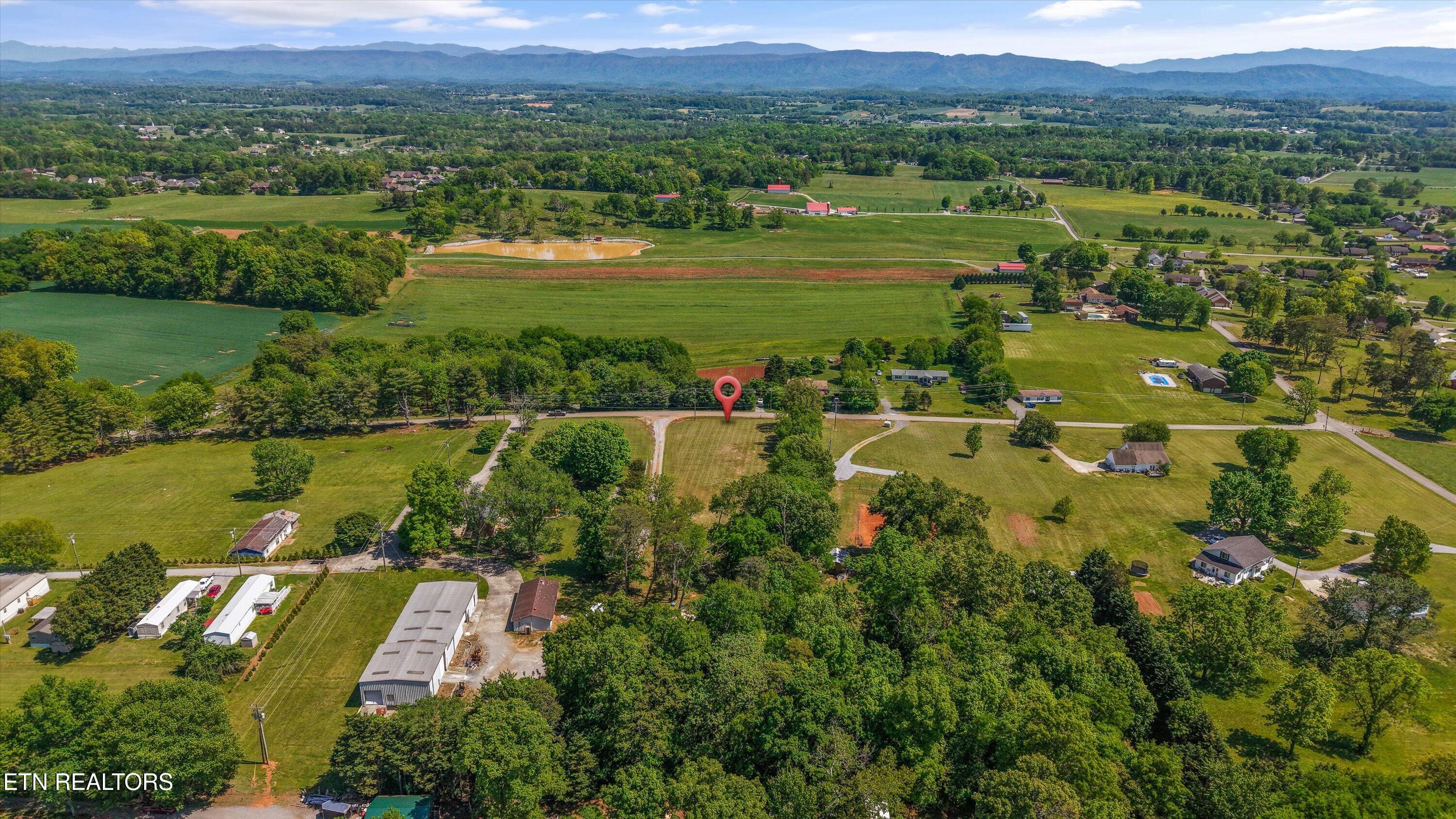 Gregory Road Greenback TN 37742
