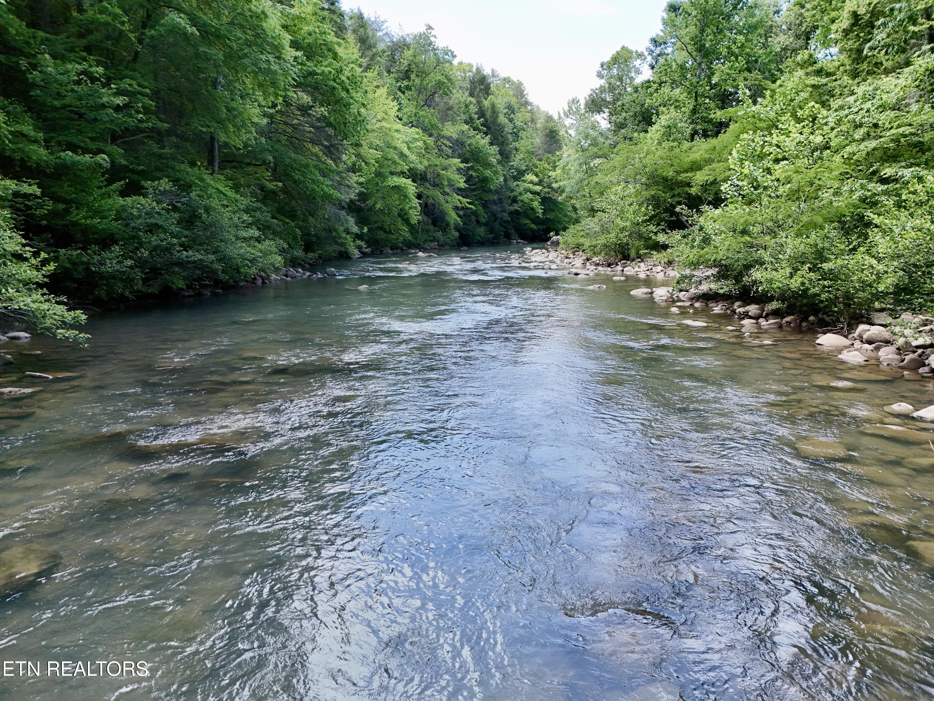 3895 Coppinger Cove Road Sequatchie TN 37364